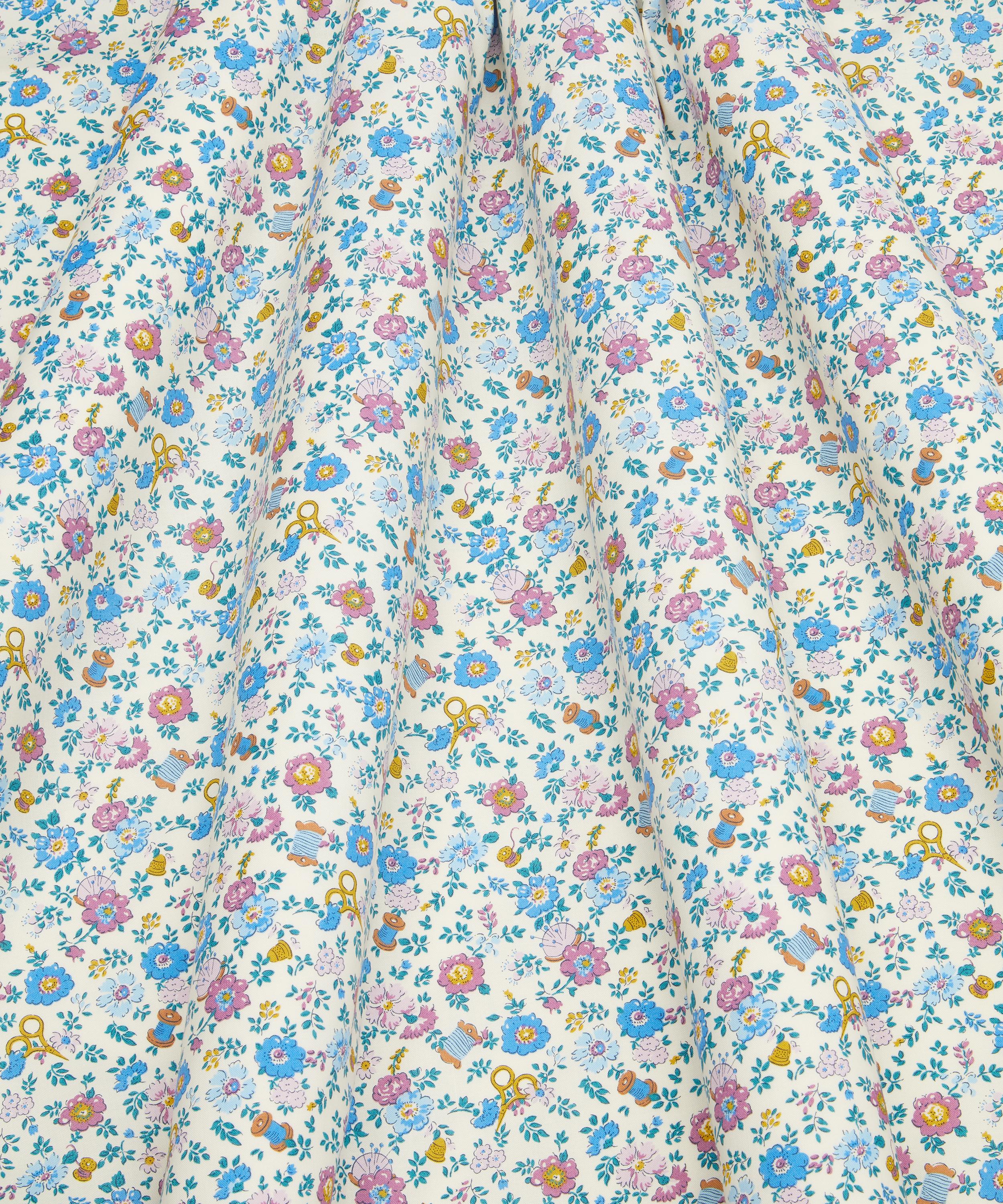 Liberty Fabrics - Haberdashery Floral Lasenby Quilting Cotton image number 2