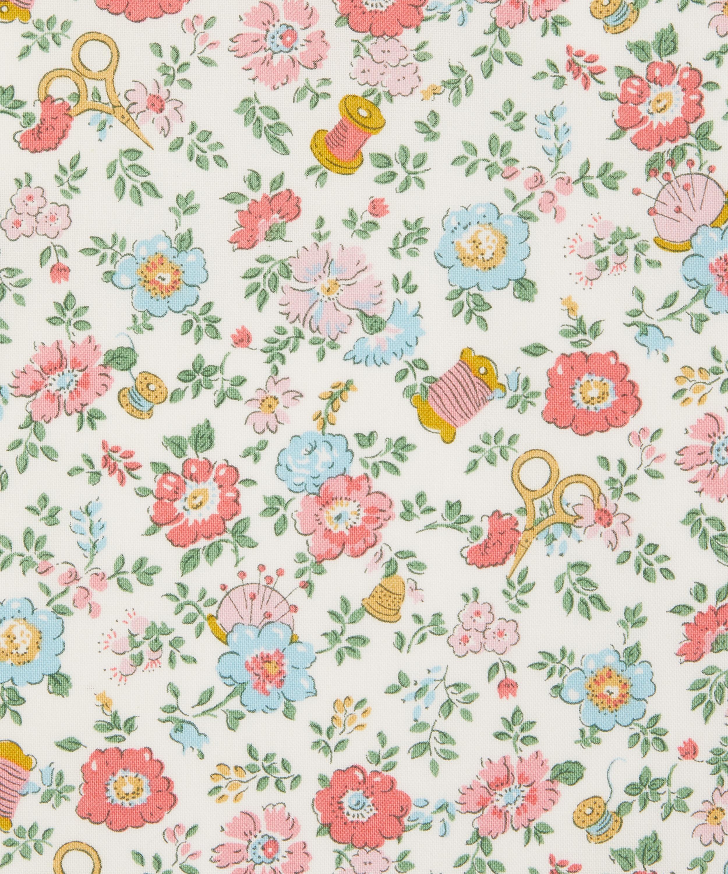 Liberty Fabrics - Haberdashery Floral Lasenby Quilting Cotton image number 0
