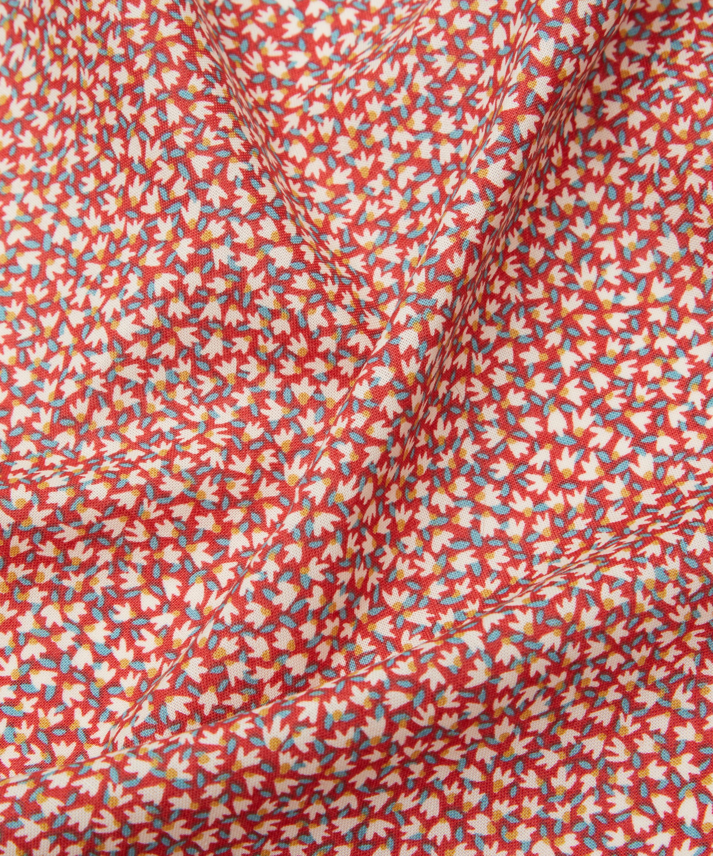 Liberty Fabrics - Tudor Tumble Lasenby Quilting Cotton image number 3