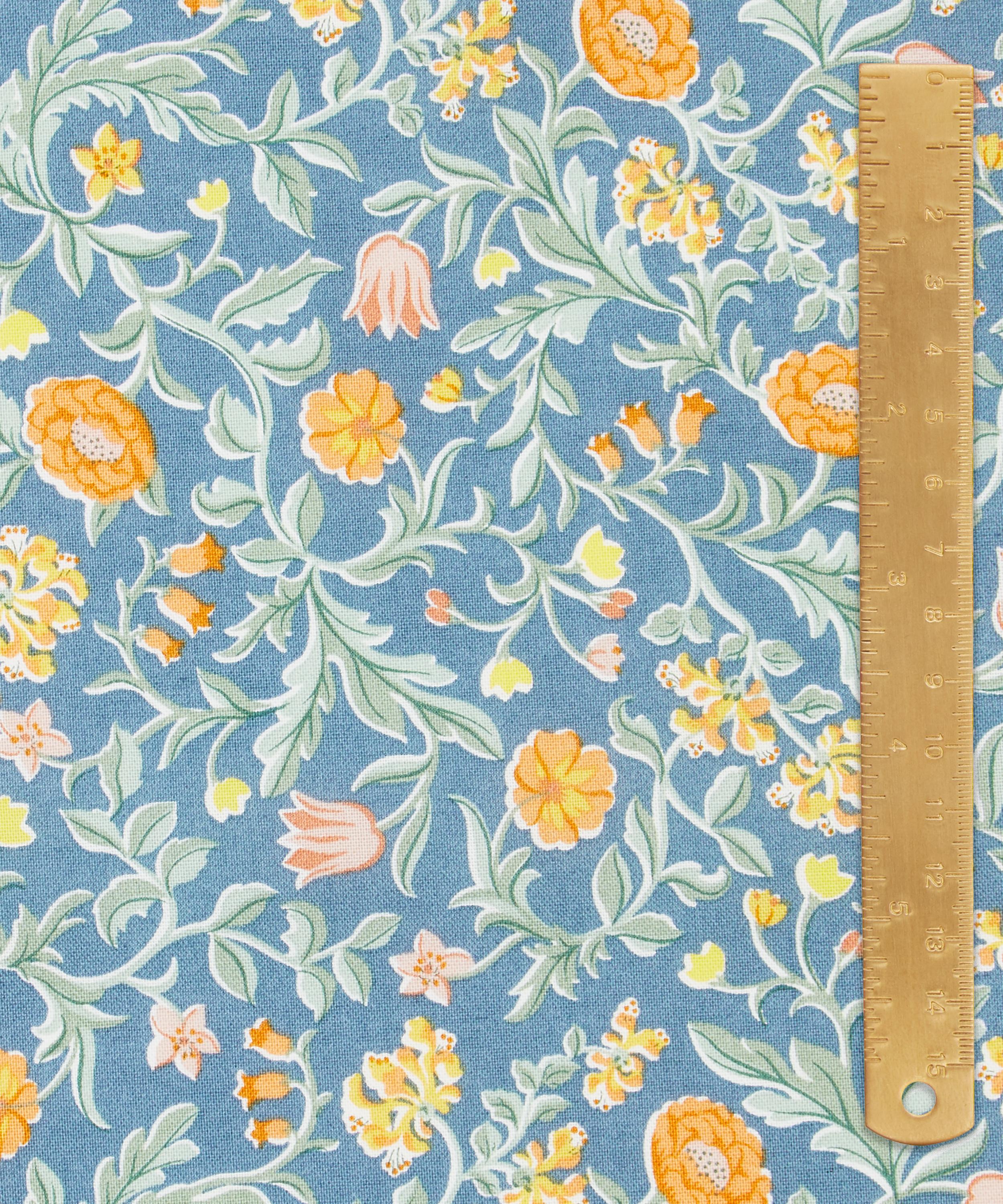 Liberty - May’s Flowers Lasenby Quilting Cotton image number 4