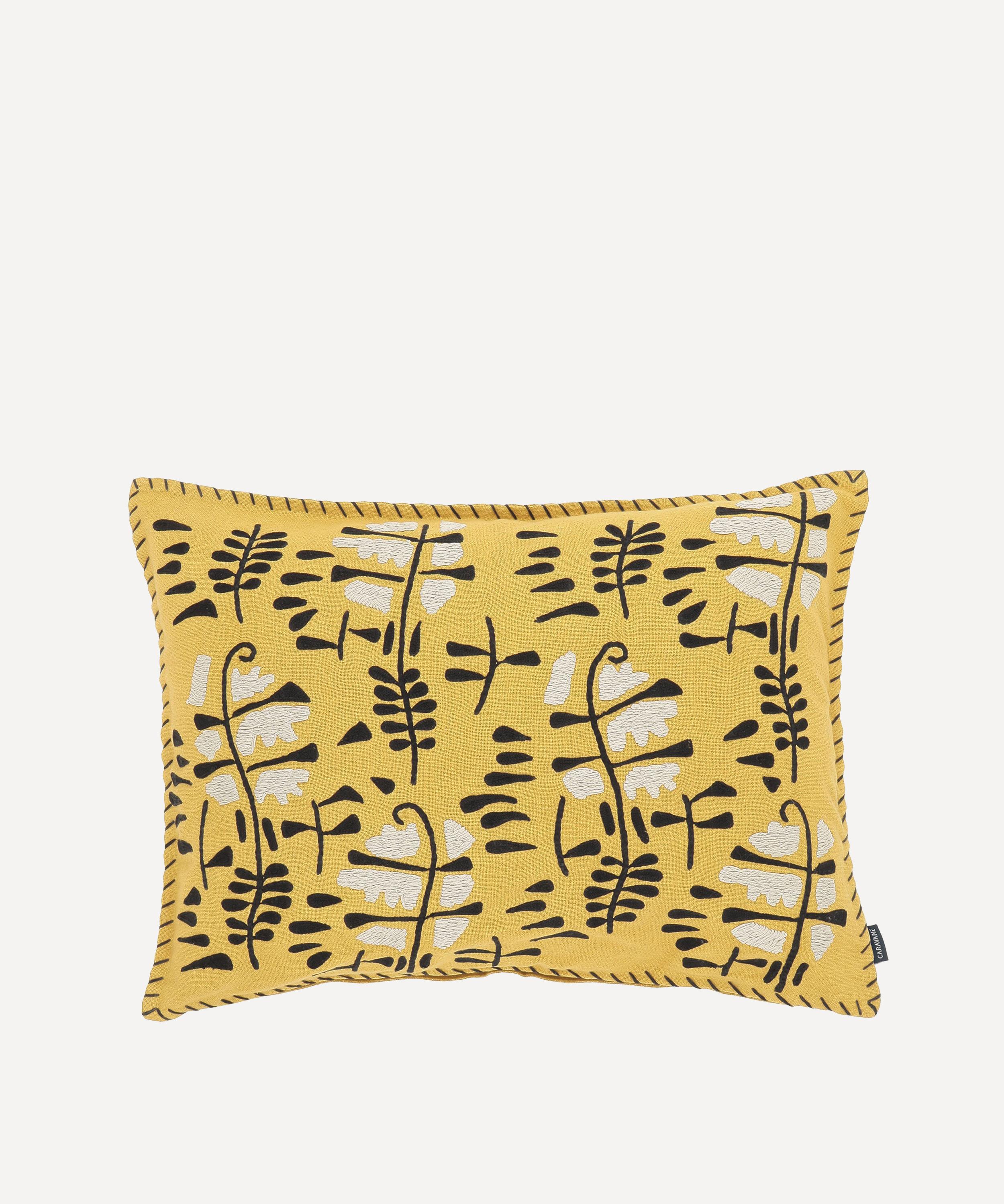 Caravane - Vadhi Cushion image number 0