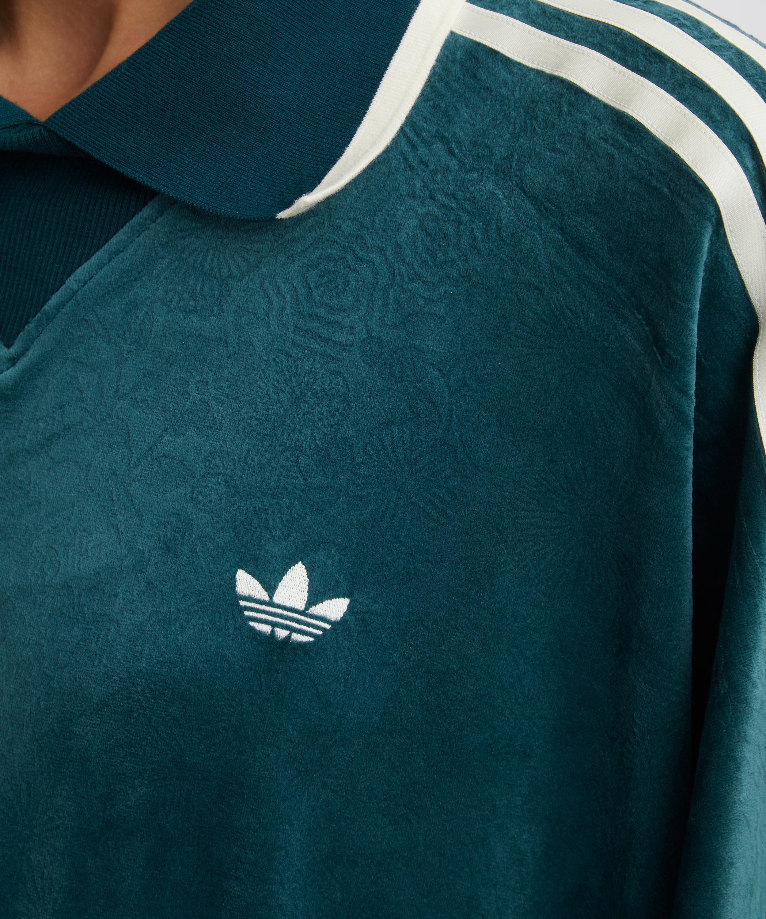 Adidas - x Liberty London Debossed Velvet Sweatshirt image number 4