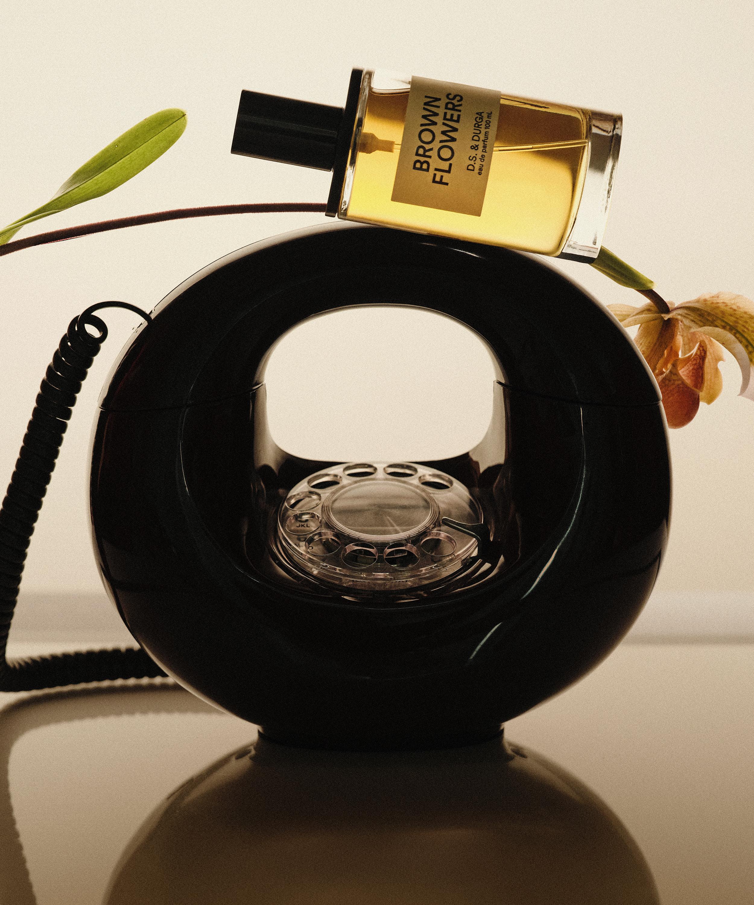 D.S. & Durga - Brown Flowers Eau de Parfum 50ml image number 3
