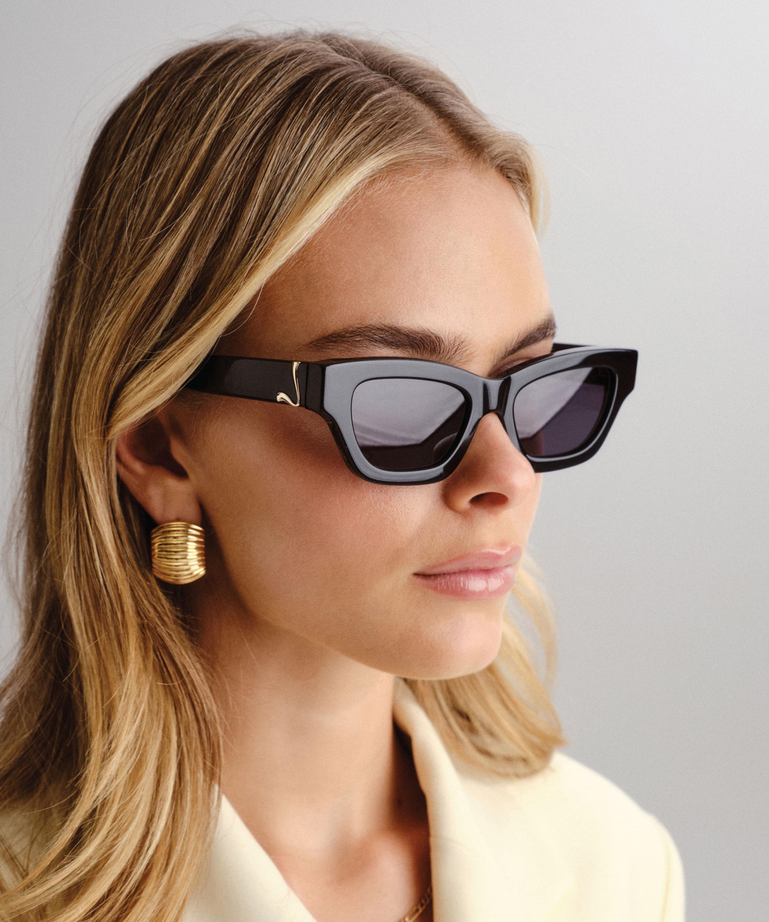 Luv Lou - Carmel Cat Eye Sunglasses image number 1