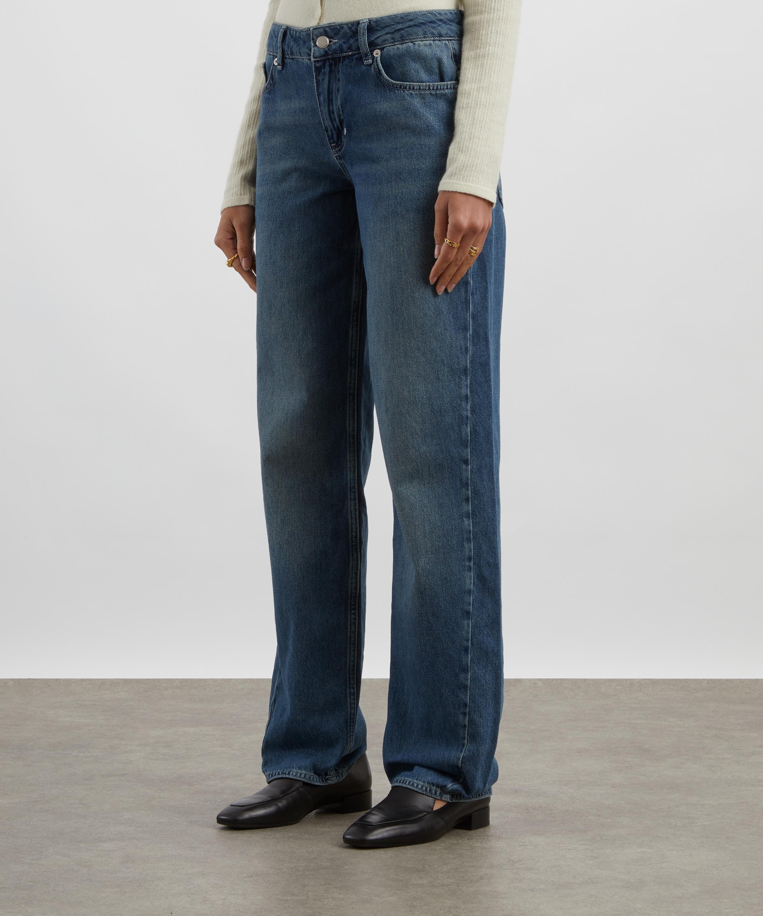 Peachy Den - Joan Barrel-Leg Jeans in Fade image number 2