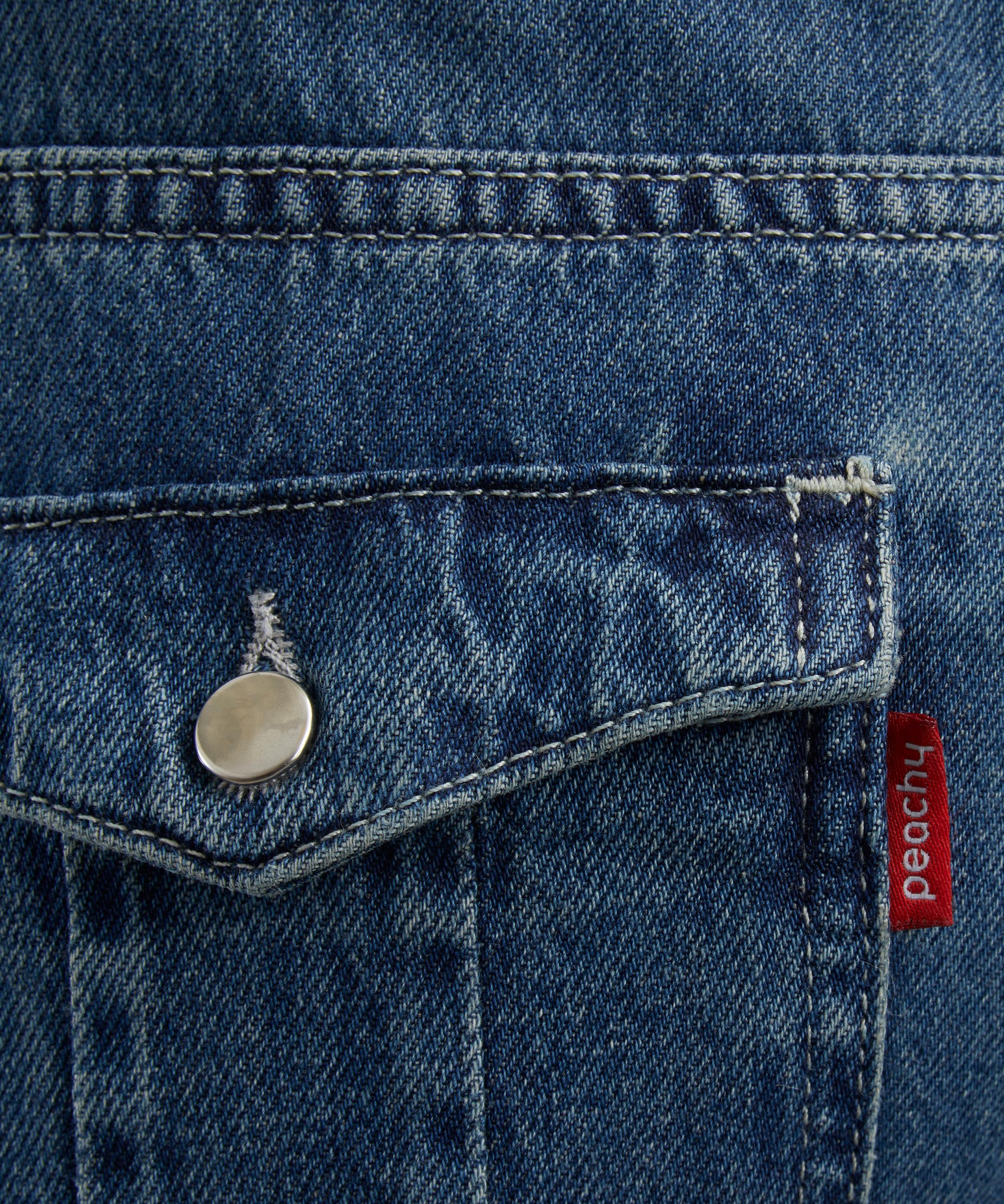 Peachy Den - Joan Barrel-Leg Jeans in Fade image number 4