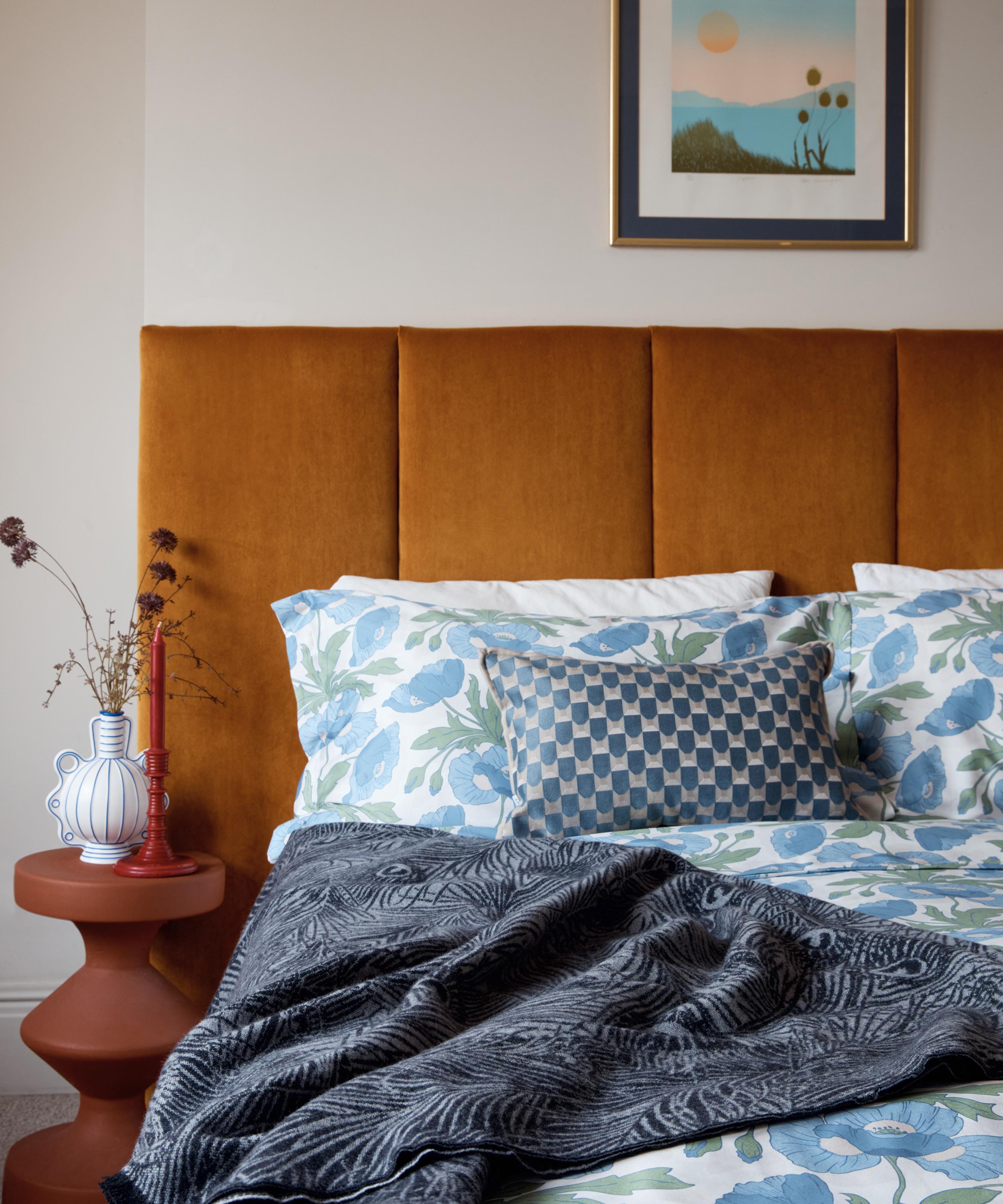 Liberty - Poppy Butterfield Cotton Sateen Super King Duvet Cover Set image number 1