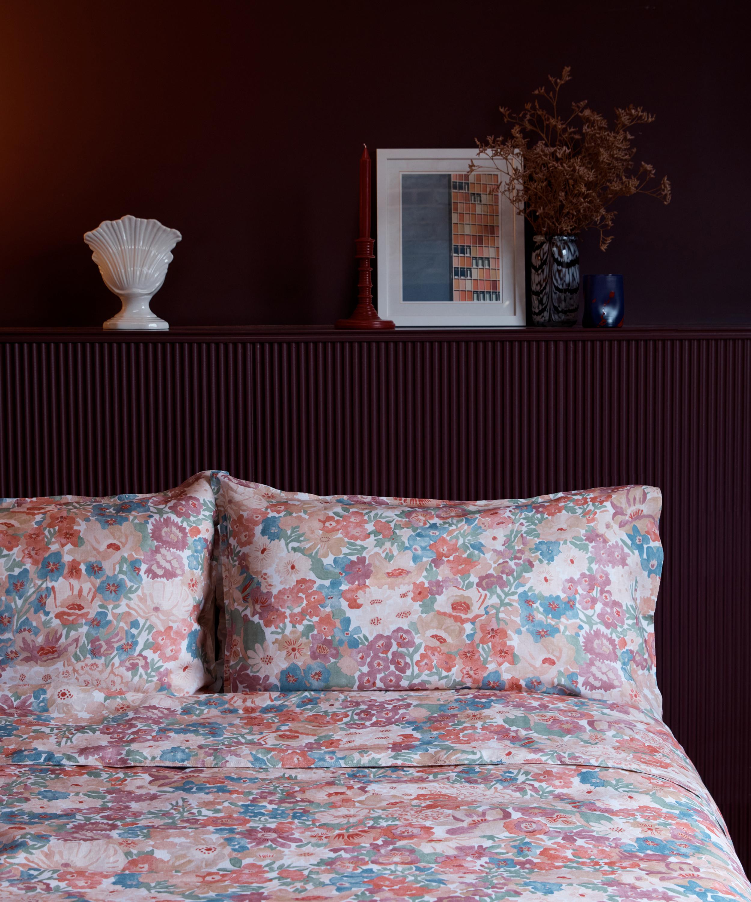 Liberty - Watercolour Thorpe Linen King Duvet Cover Set image number 1