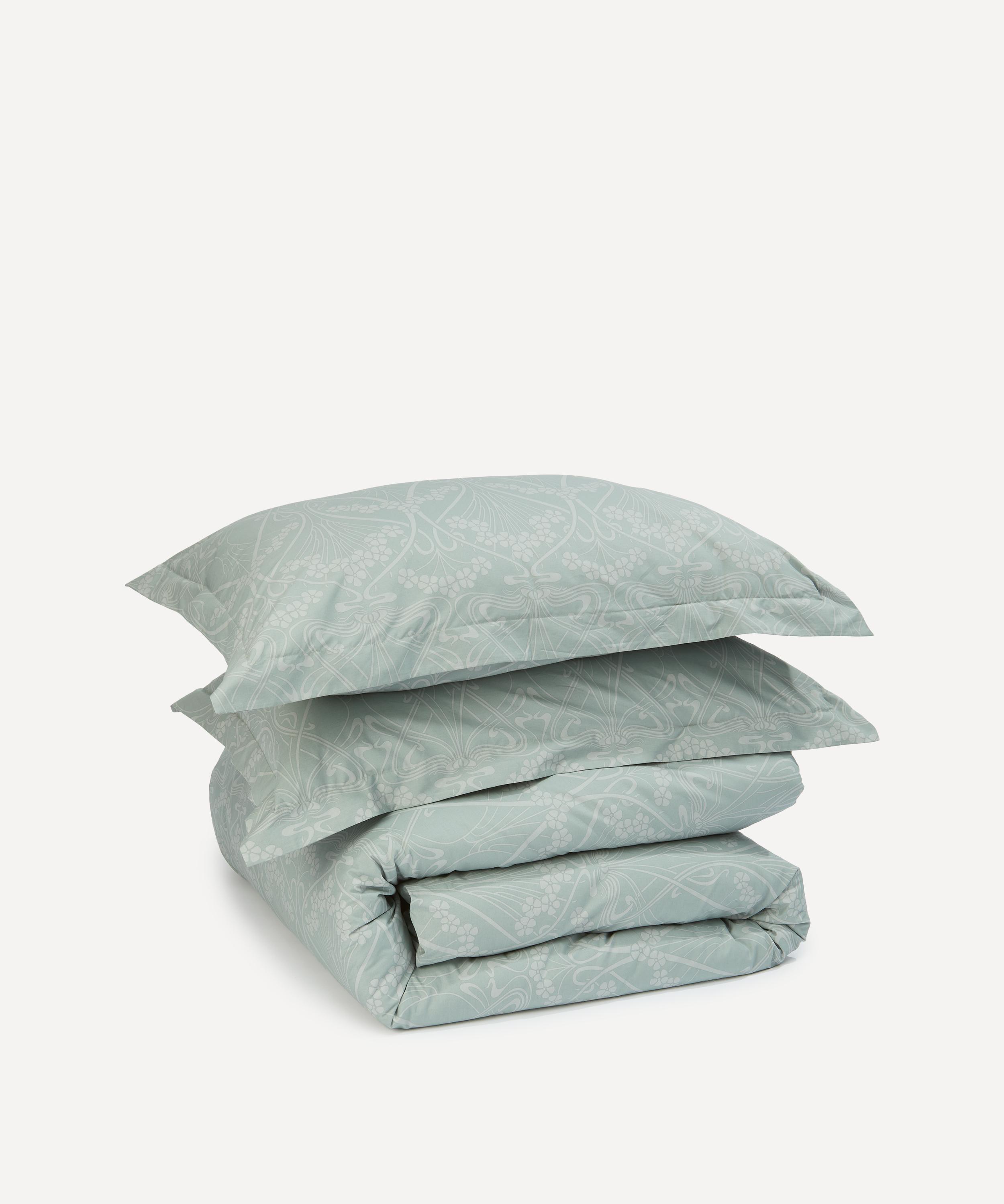 Liberty - Ianthe Bloom Cotton King Duvet Cover Set image number 0