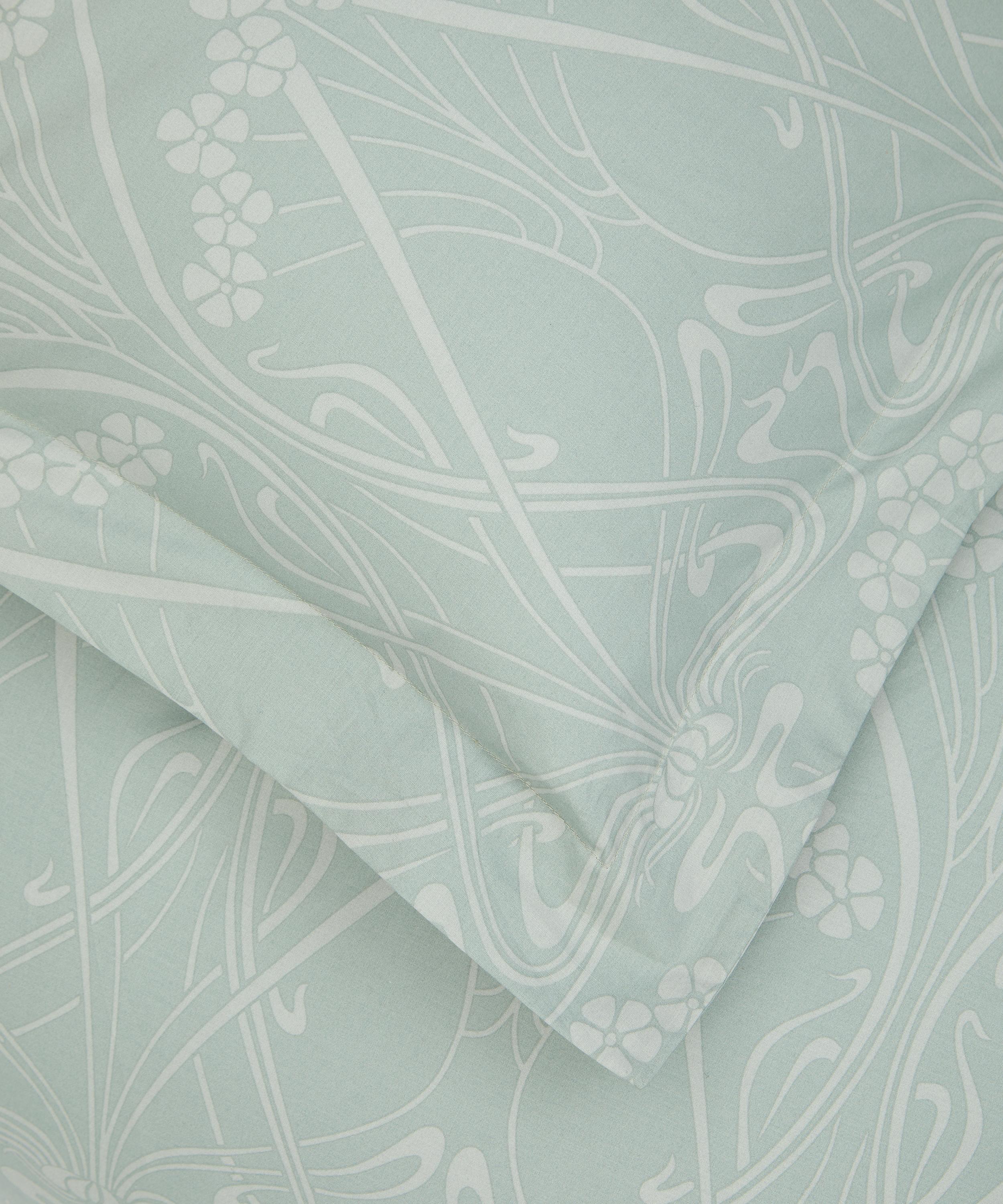 Liberty - Ianthe Bloom Cotton King Duvet Cover Set image number 1