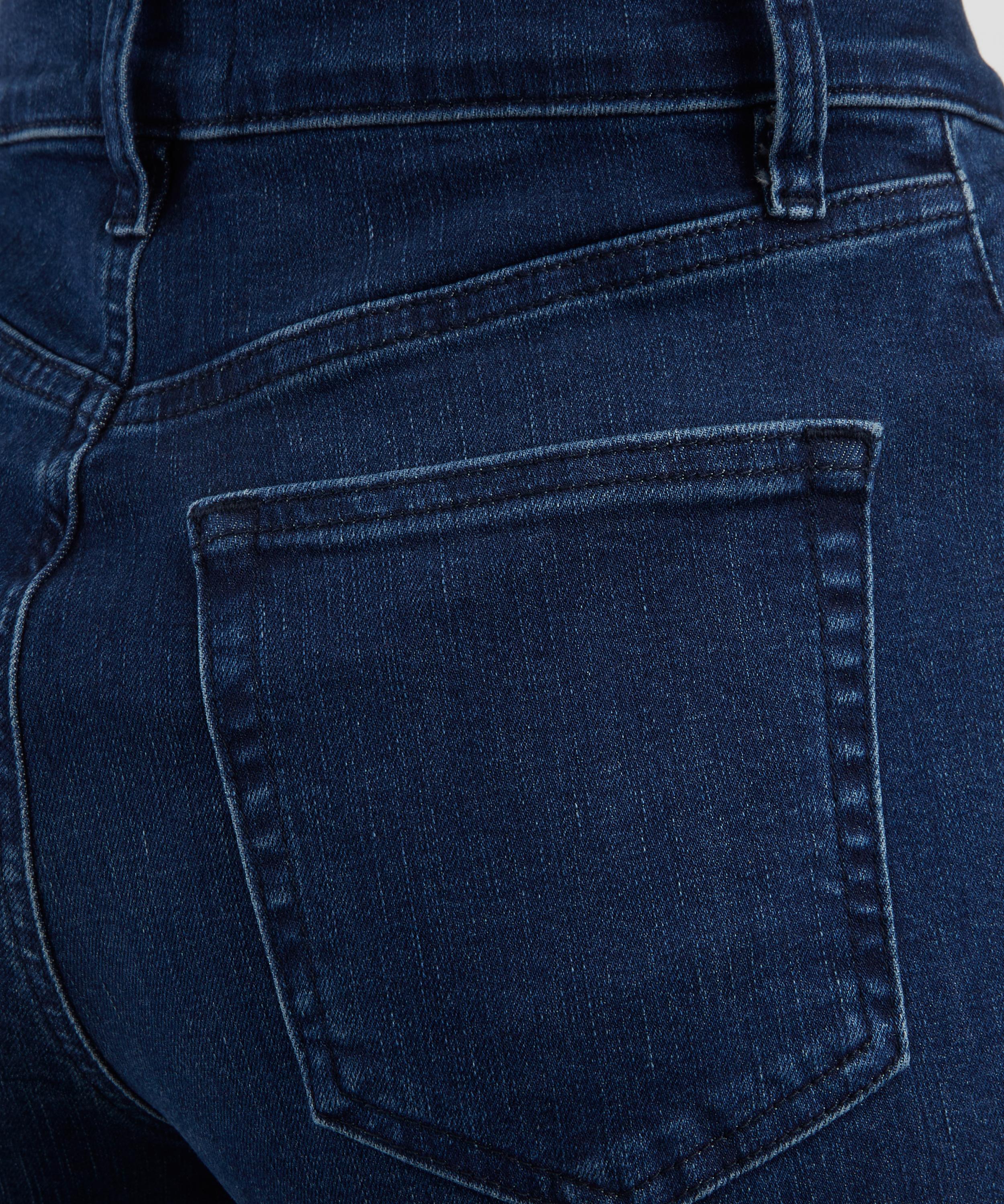 Frame - Le Slim Palazzo Jeans in Drizzle image number 4