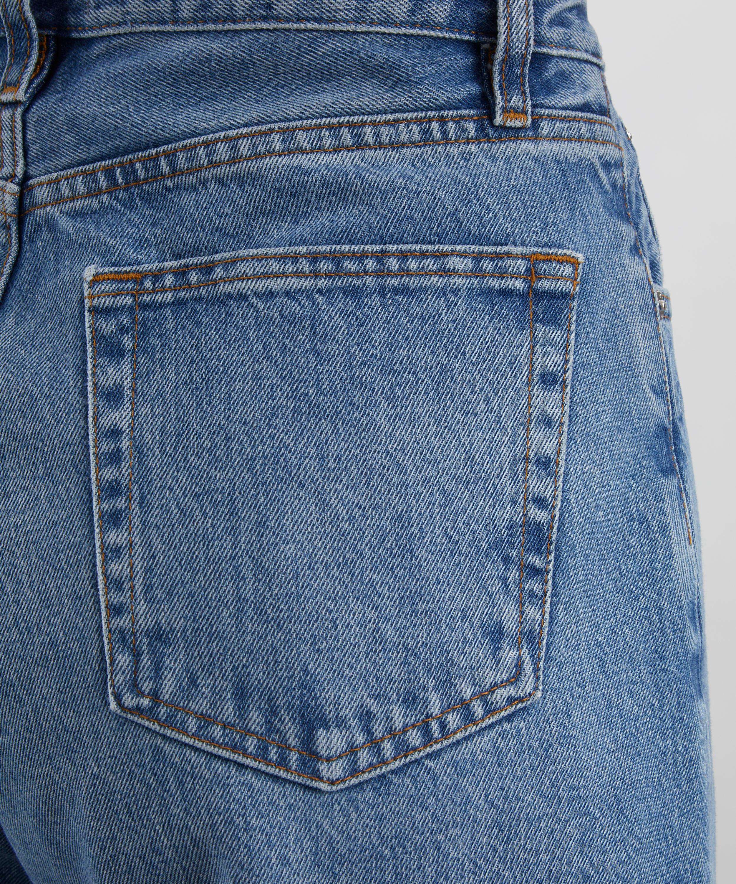 Frame - The Loose Relaxed Wide Jeans in Rundown image number 4