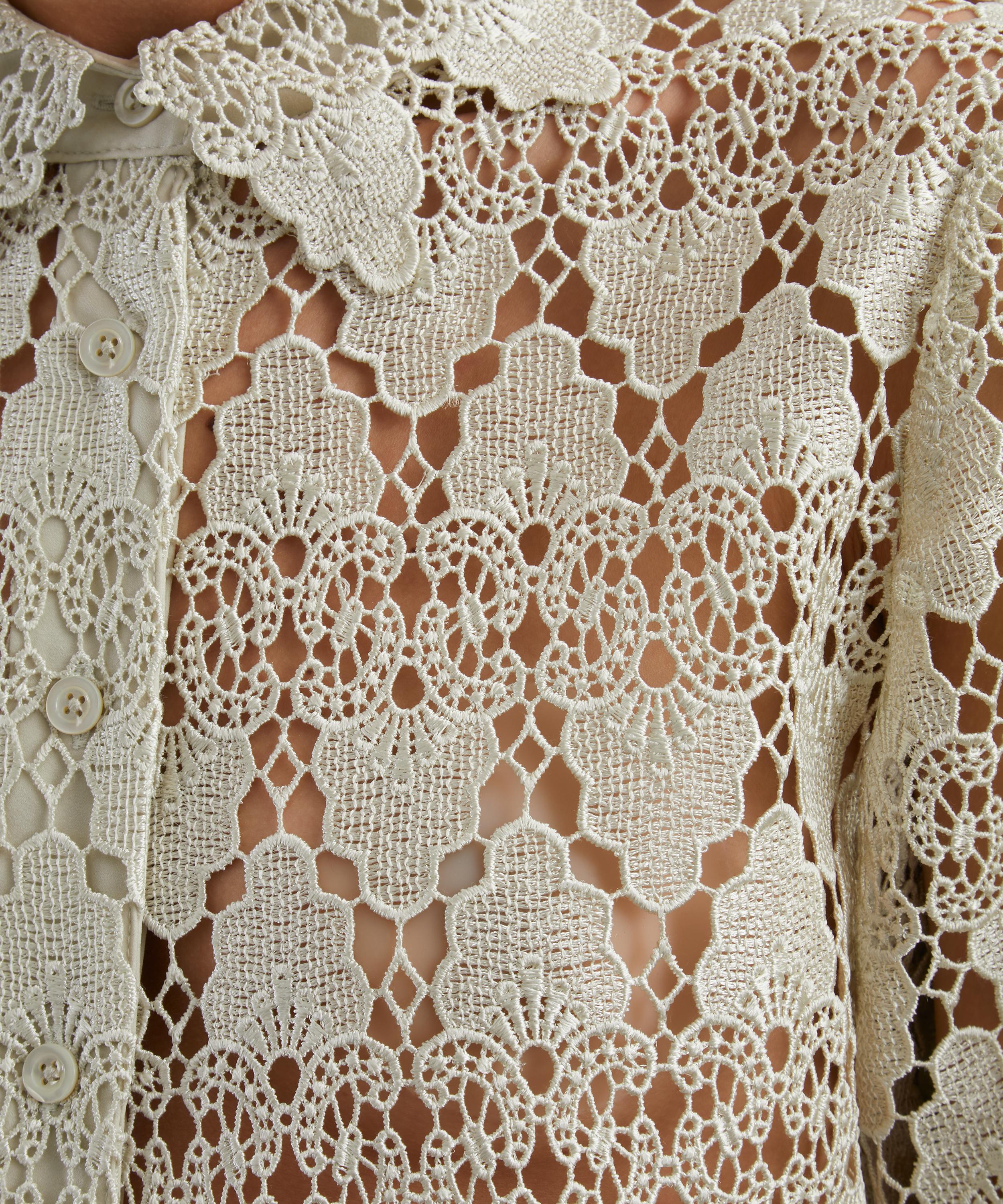 Frame - The Lace Button-Up Shirt in Soft Mint image number 4