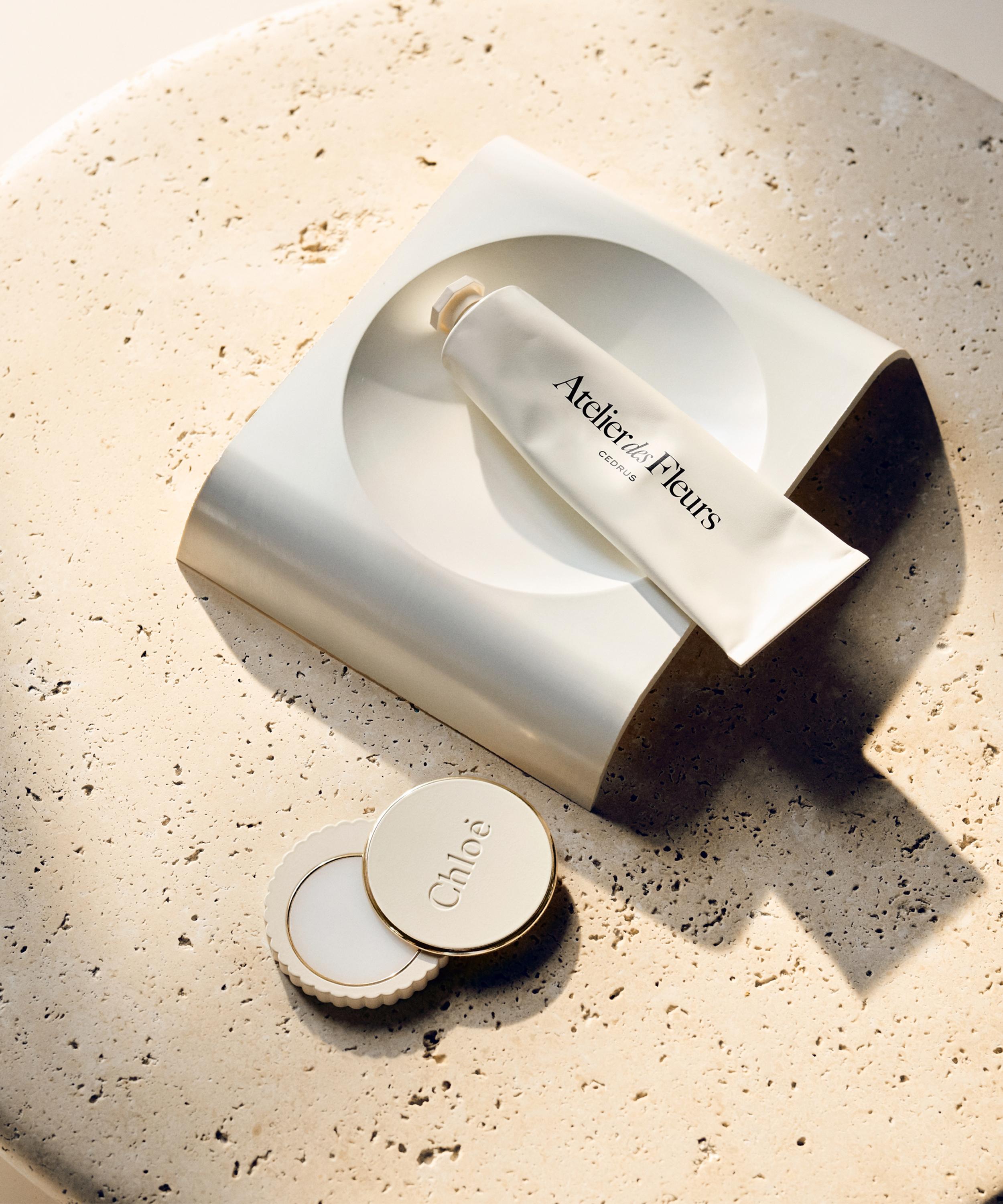 Chloé - Atelier des Fleurs Santalum Solid Perfume Refills 2 x 3g image number 3