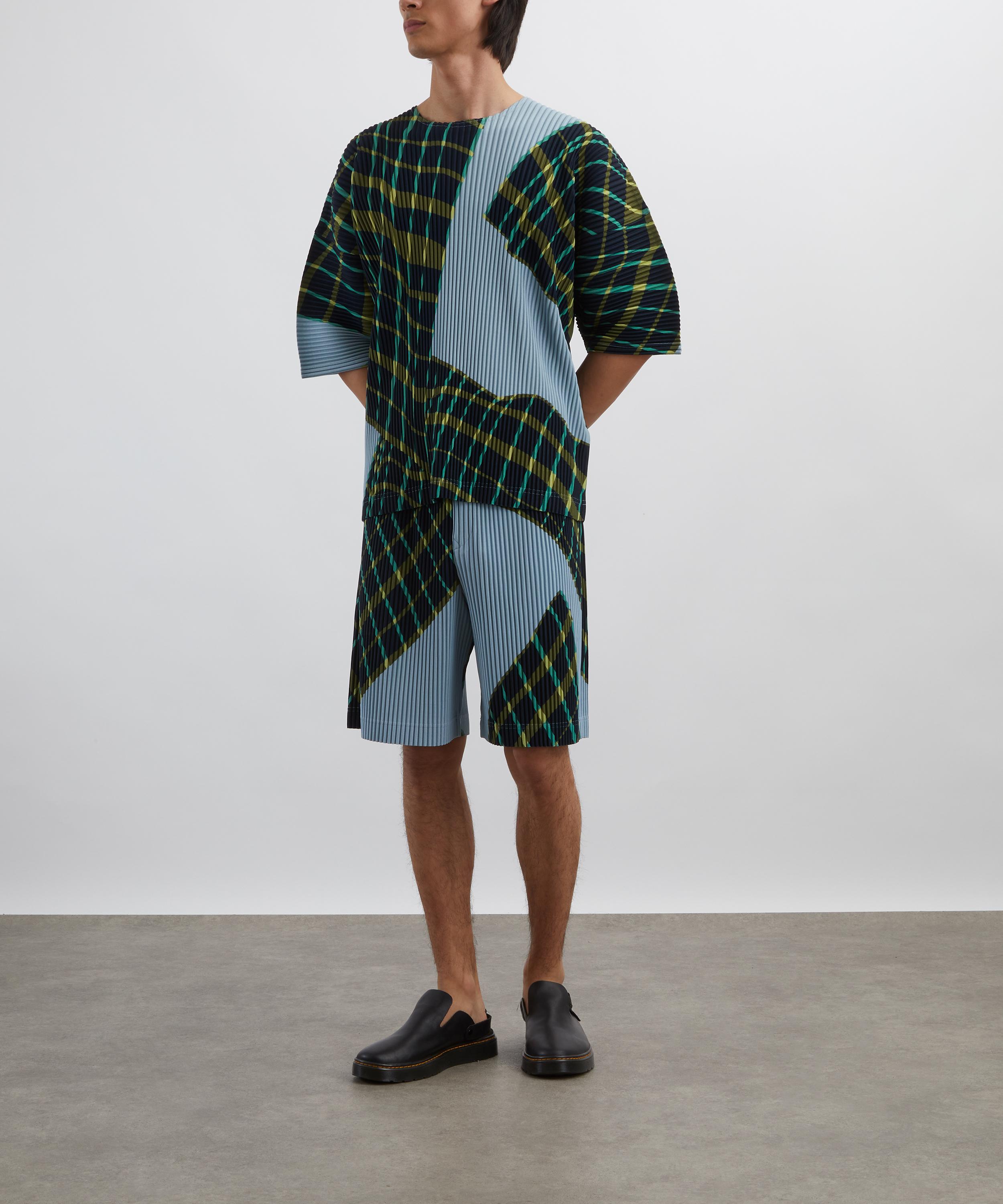 HOMME PLISSÉ ISSEY MIYAKE - WINDSWEPT PLAID Pleated Top image number 1