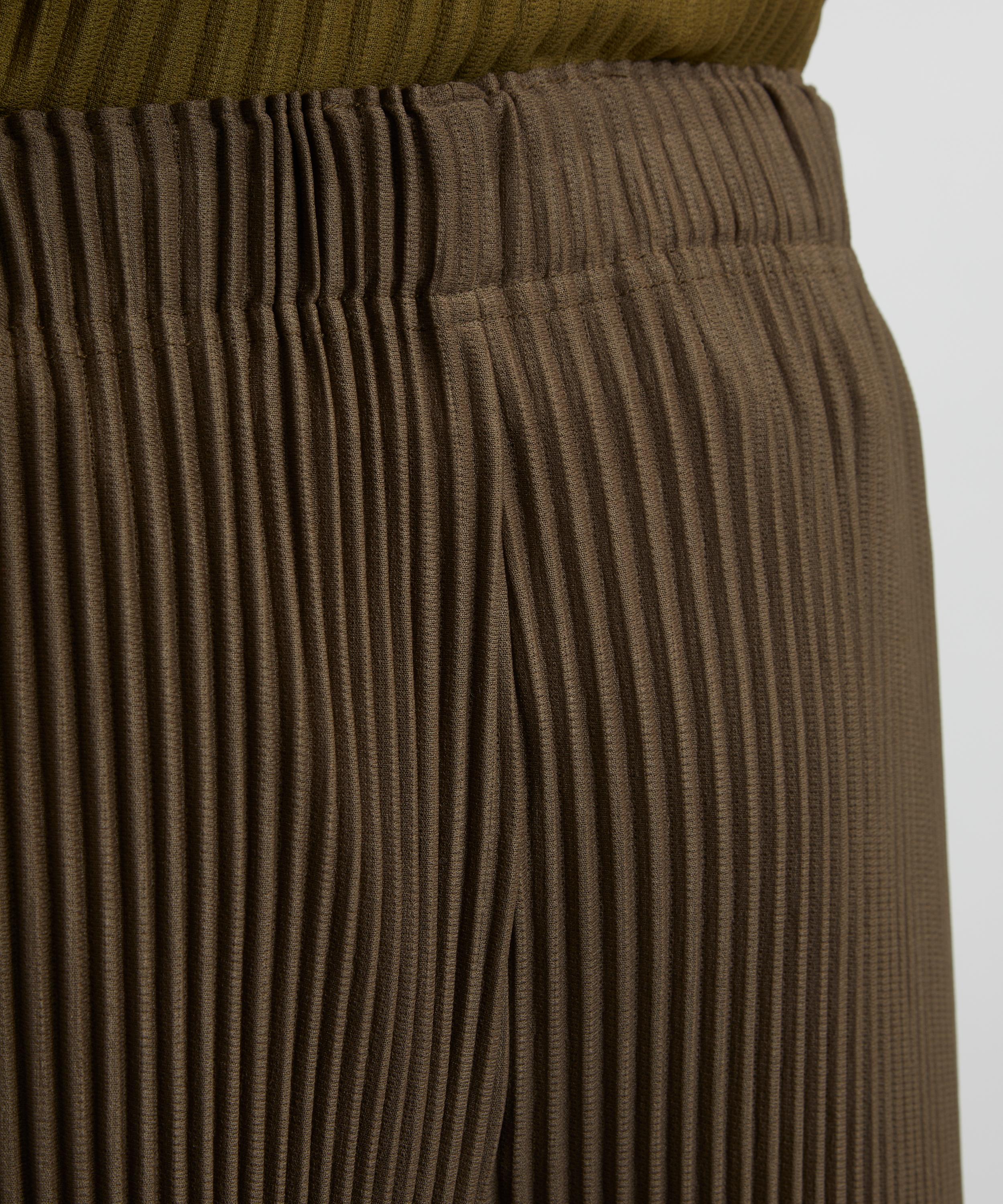 HOMME PLISSÉ ISSEY MIYAKE - PLEATS BOTTOMS 3 Flared-Leg Trousers image number 4