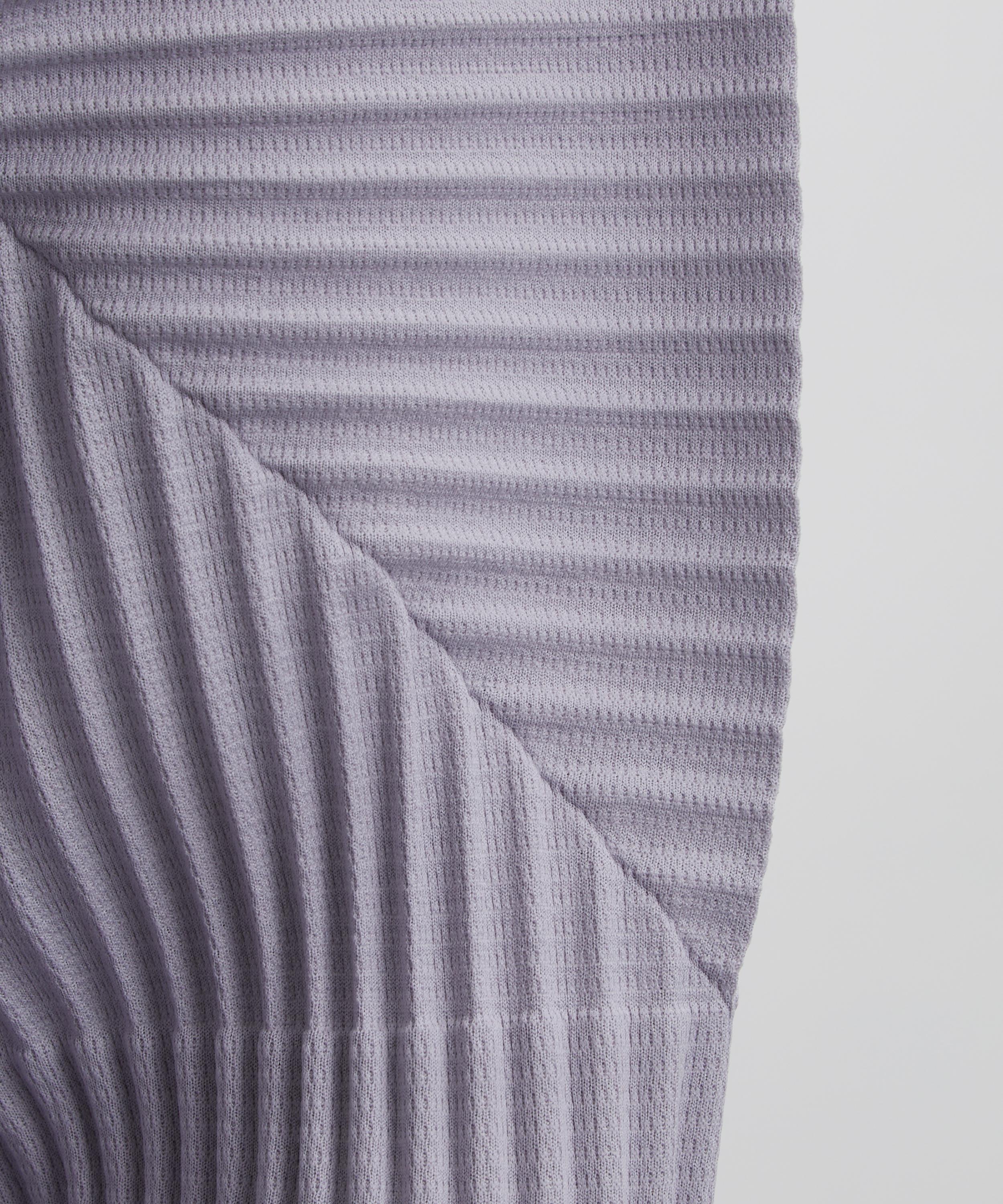 HOMME PLISSÉ ISSEY MIYAKE - MC JUNE Cloud Grey Pleated Hoodie image number 4
