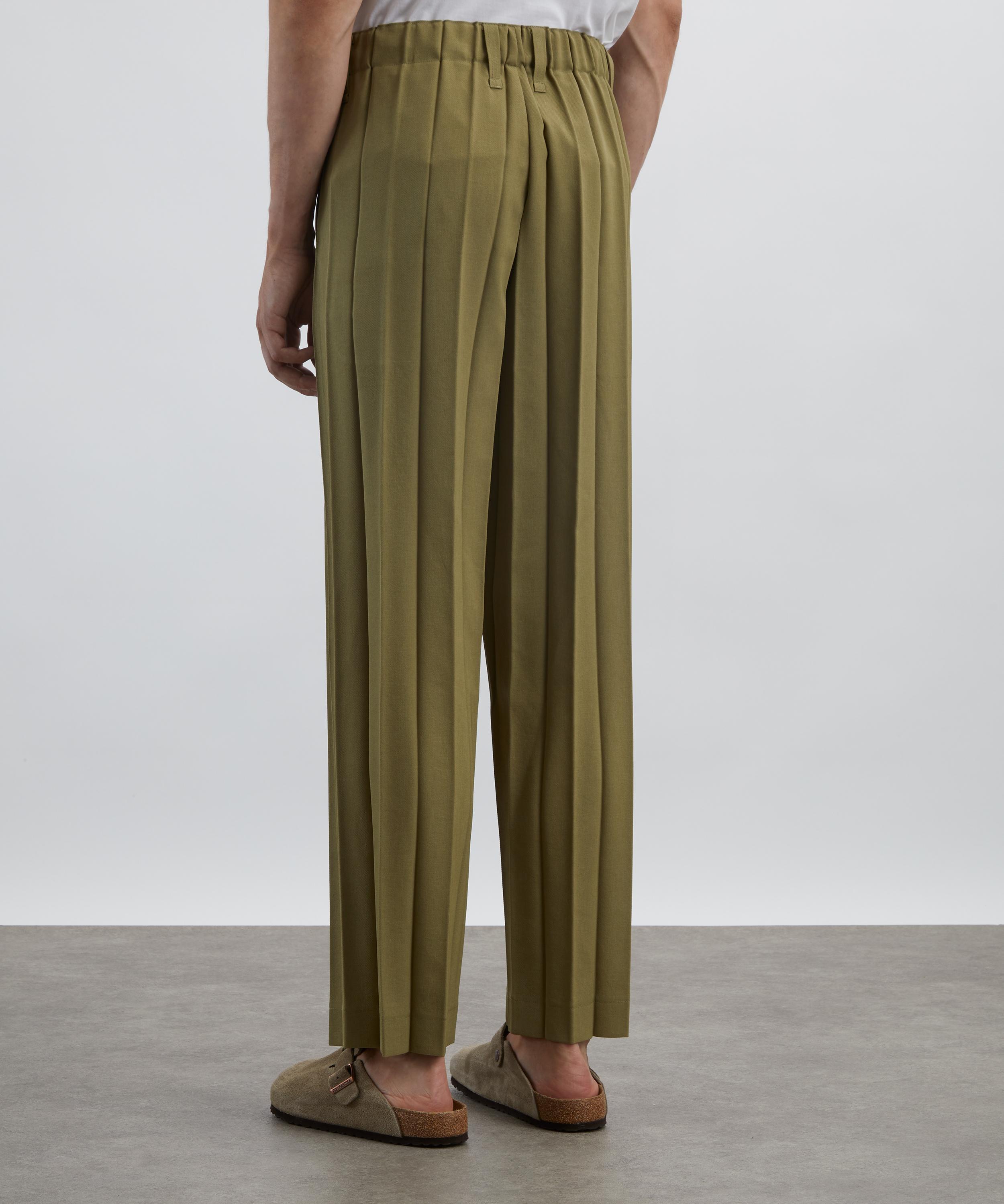 HOMME PLISSÉ ISSEY MIYAKE - EDGE ENSEMBLE Khaki Pleated Trousers image number 3