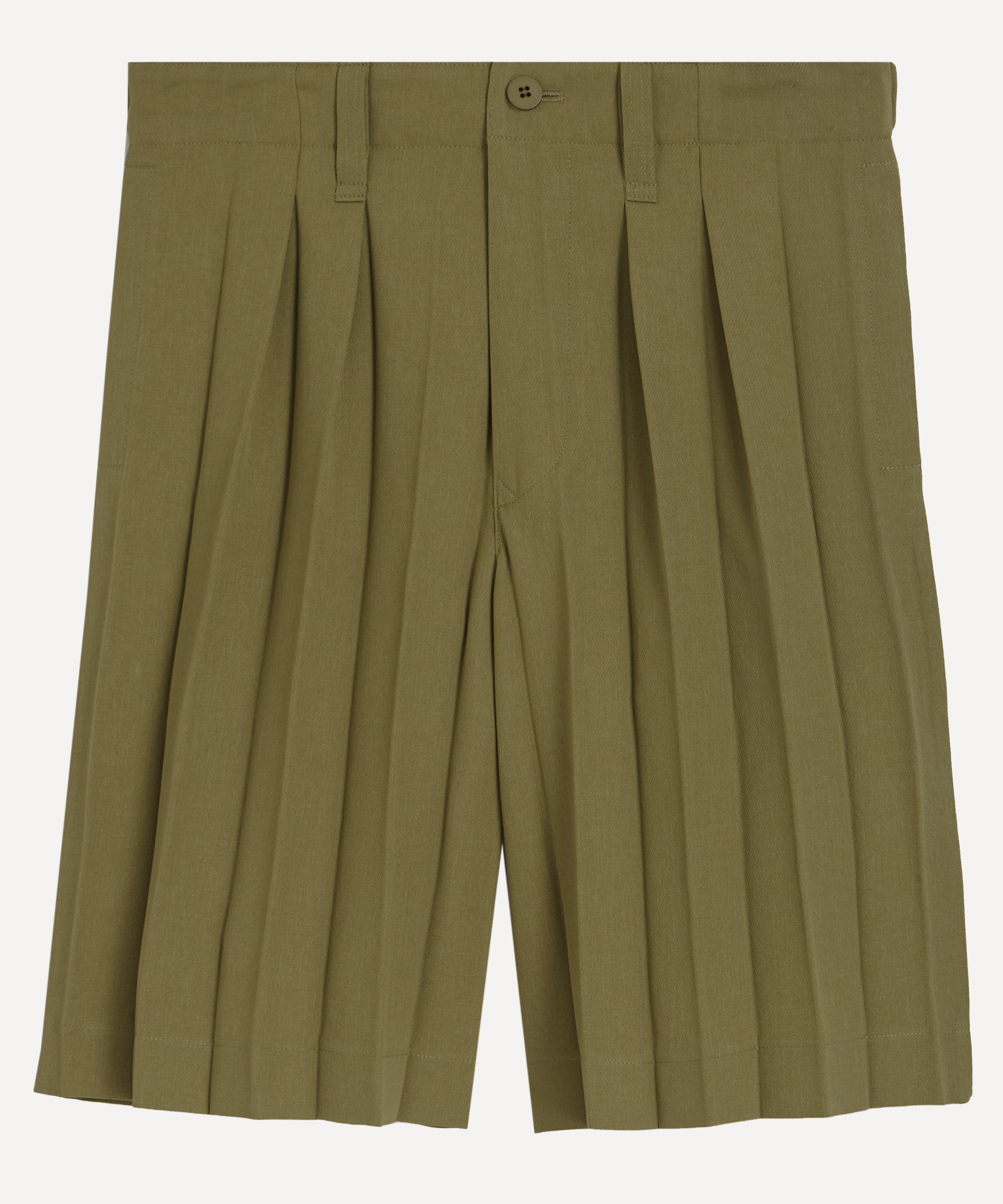 HOMME PLISSÉ ISSEY MIYAKE - EDGE ENSEMBLE Khaki Pleated Shorts image number 0