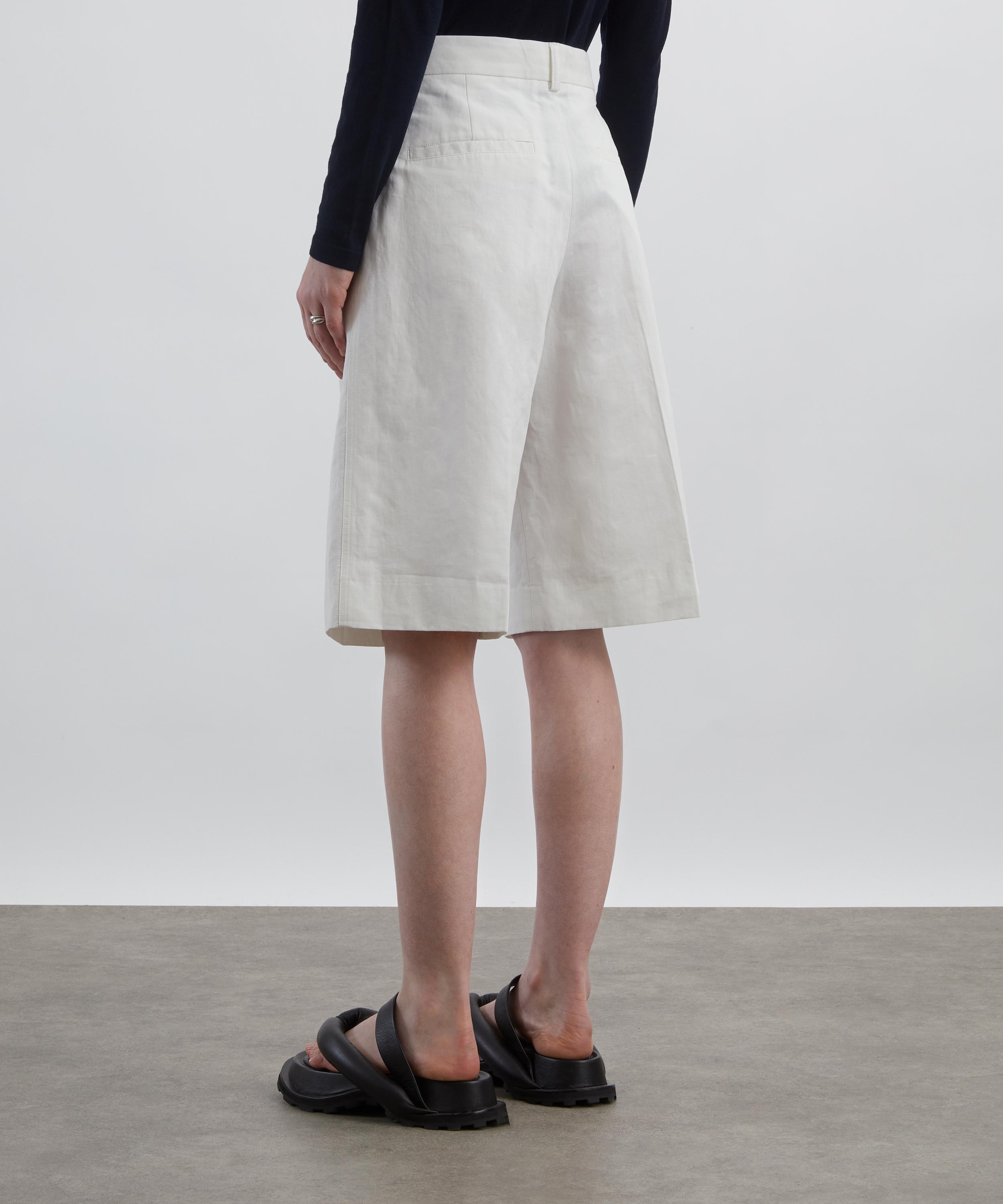 Toteme - Tailored Shorts image number 3