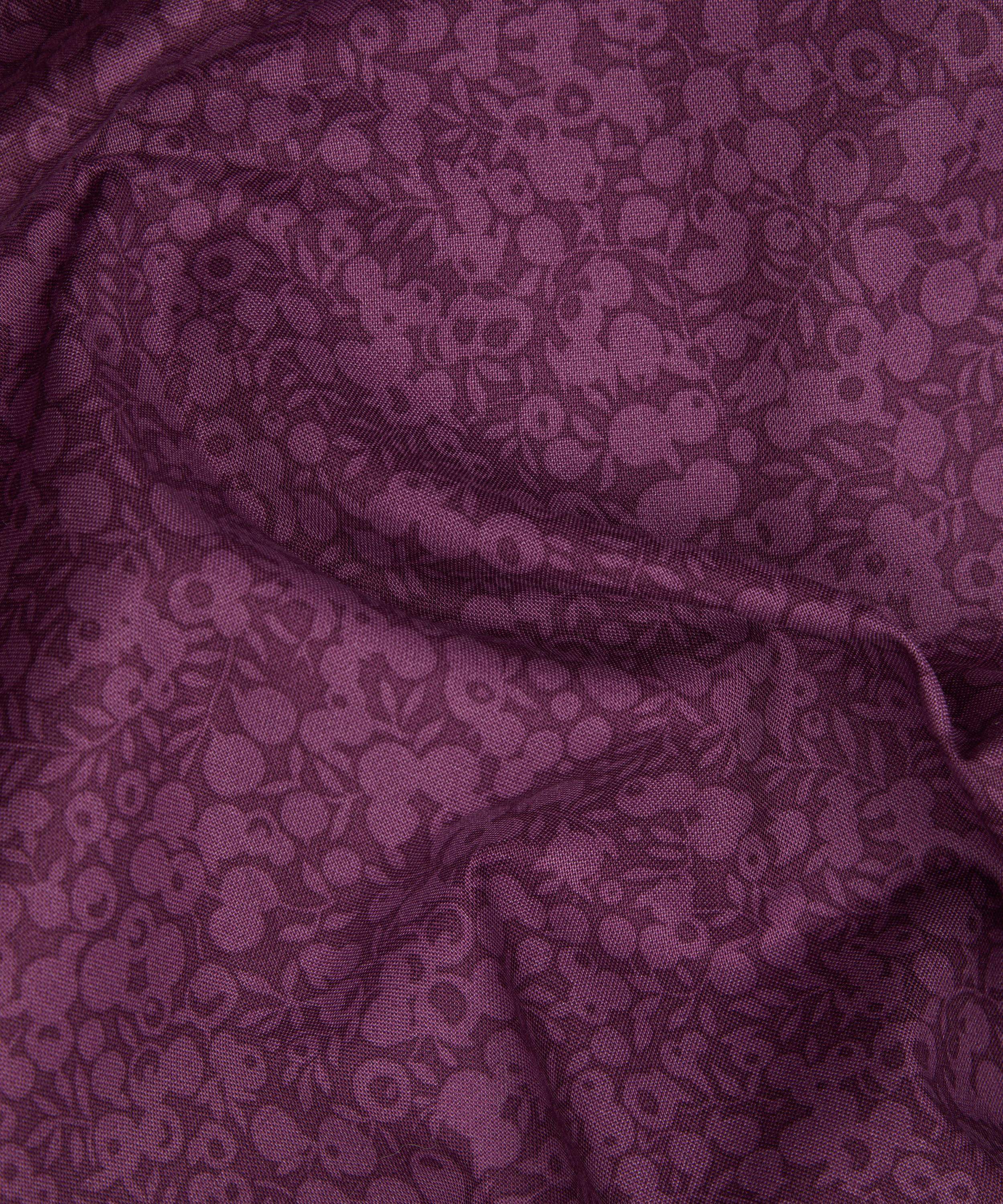 Liberty Fabrics - Wiltshire Shadow Lasenby Quilting Cotton image number 3