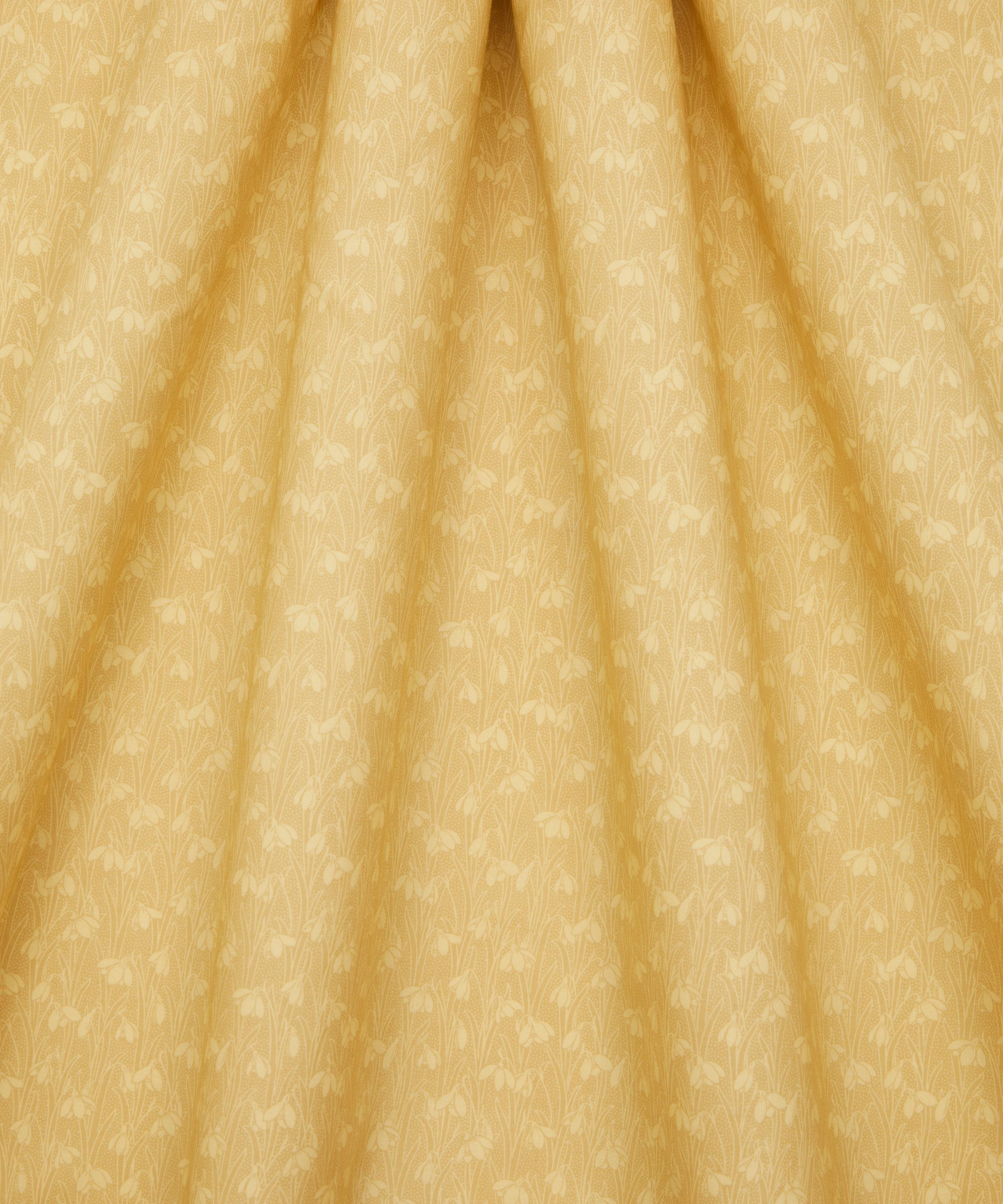 Liberty Fabrics - Beeswax Snowdrop Spot Lasenby Quilting Cotton image number 2