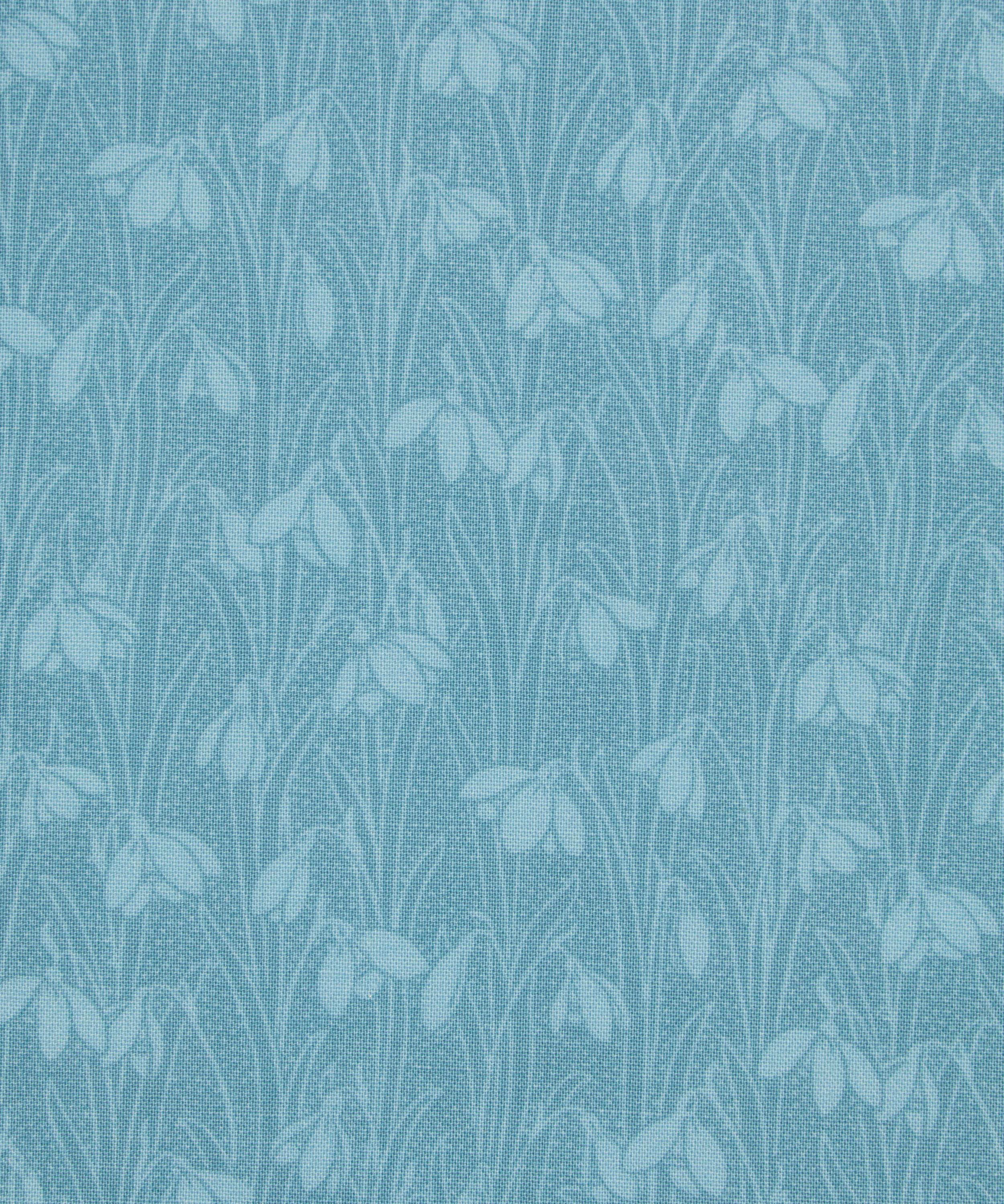 Liberty Fabrics - Steely Sky Snowdrop Spot Lasenby Quilting Cotton image number 0