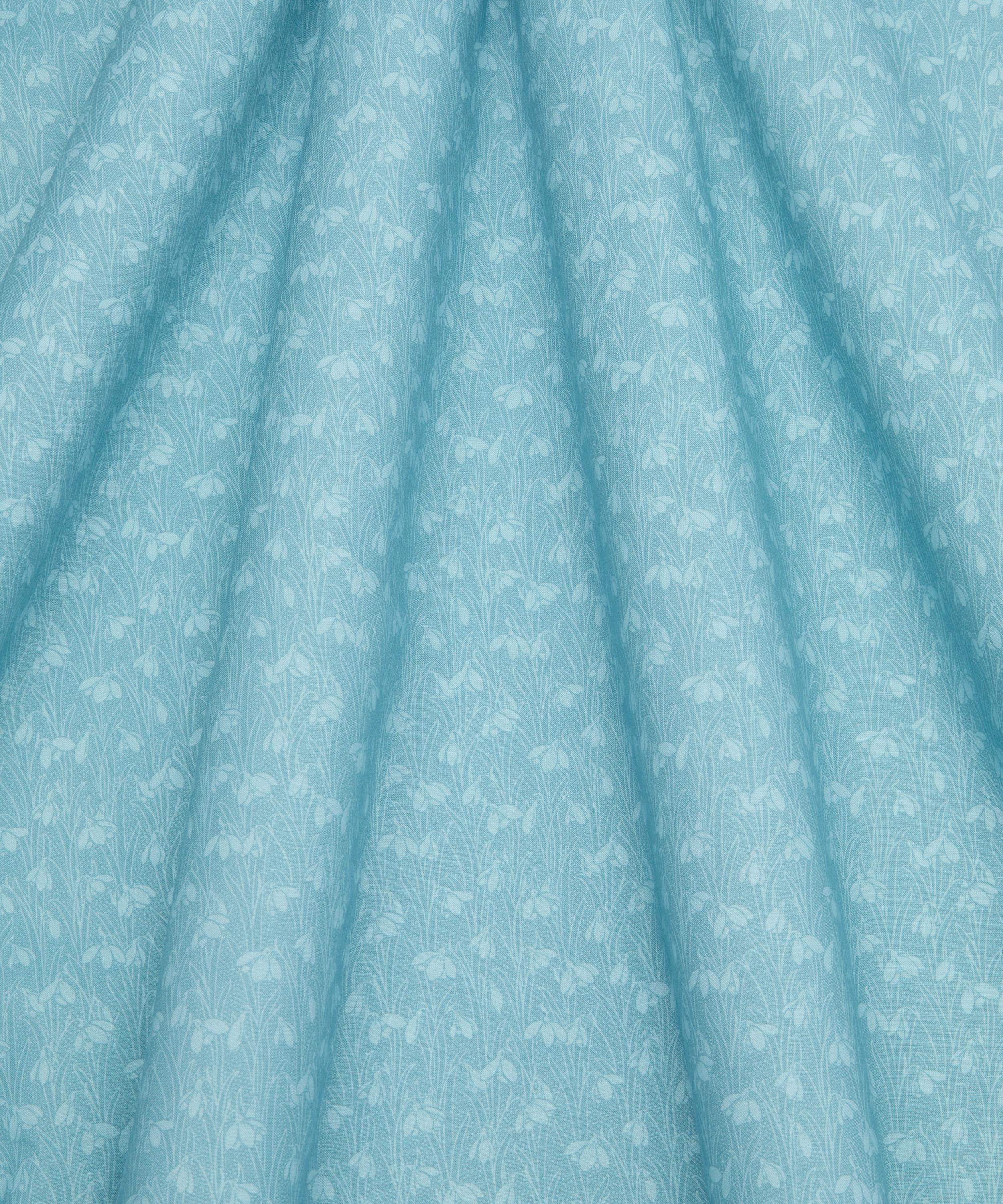 Liberty Fabrics - Steely Sky Snowdrop Spot Lasenby Quilting Cotton image number 2