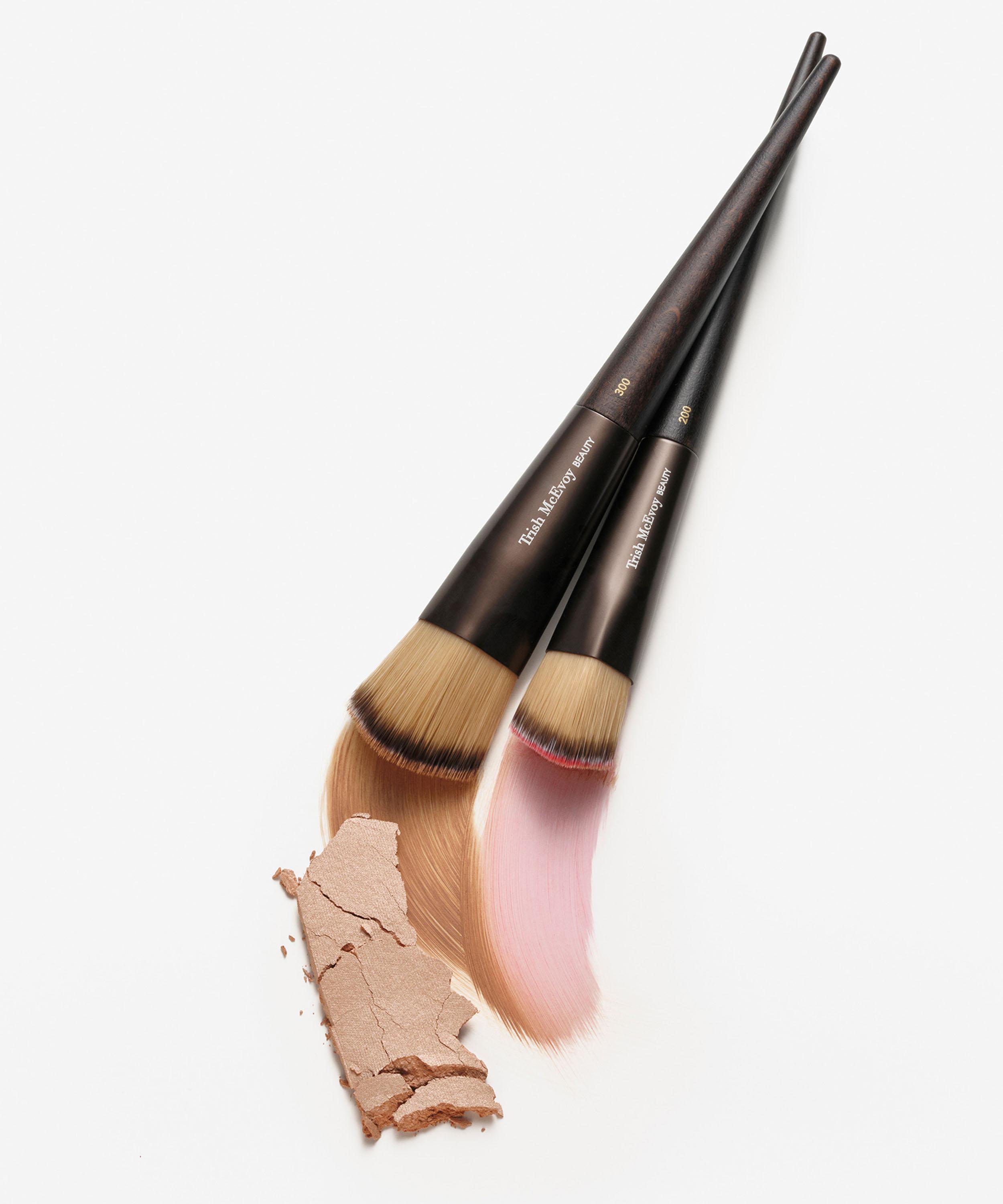 Trish McEvoy - 100 Precision Brush image number 1