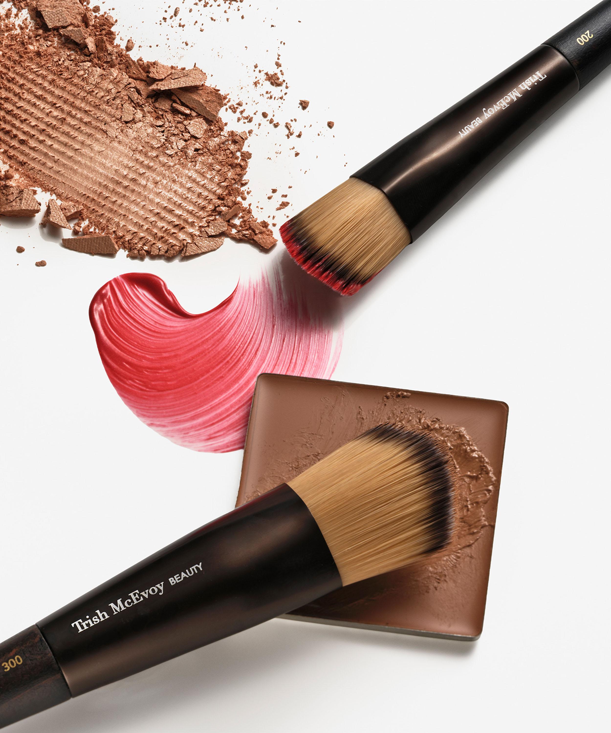 Trish McEvoy - 100 Precision Brush image number 3