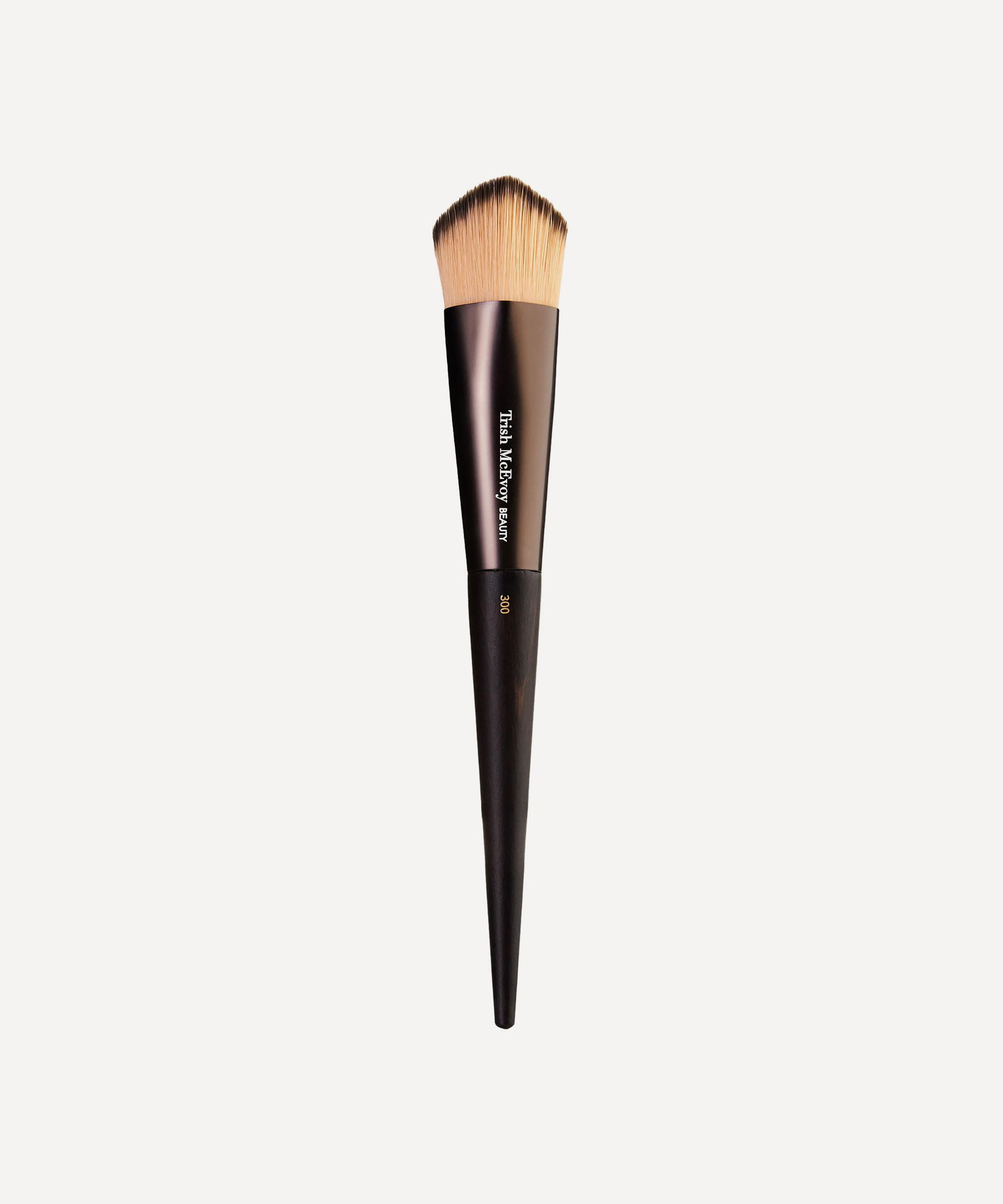 Trish McEvoy - 300 Large Precision Brush