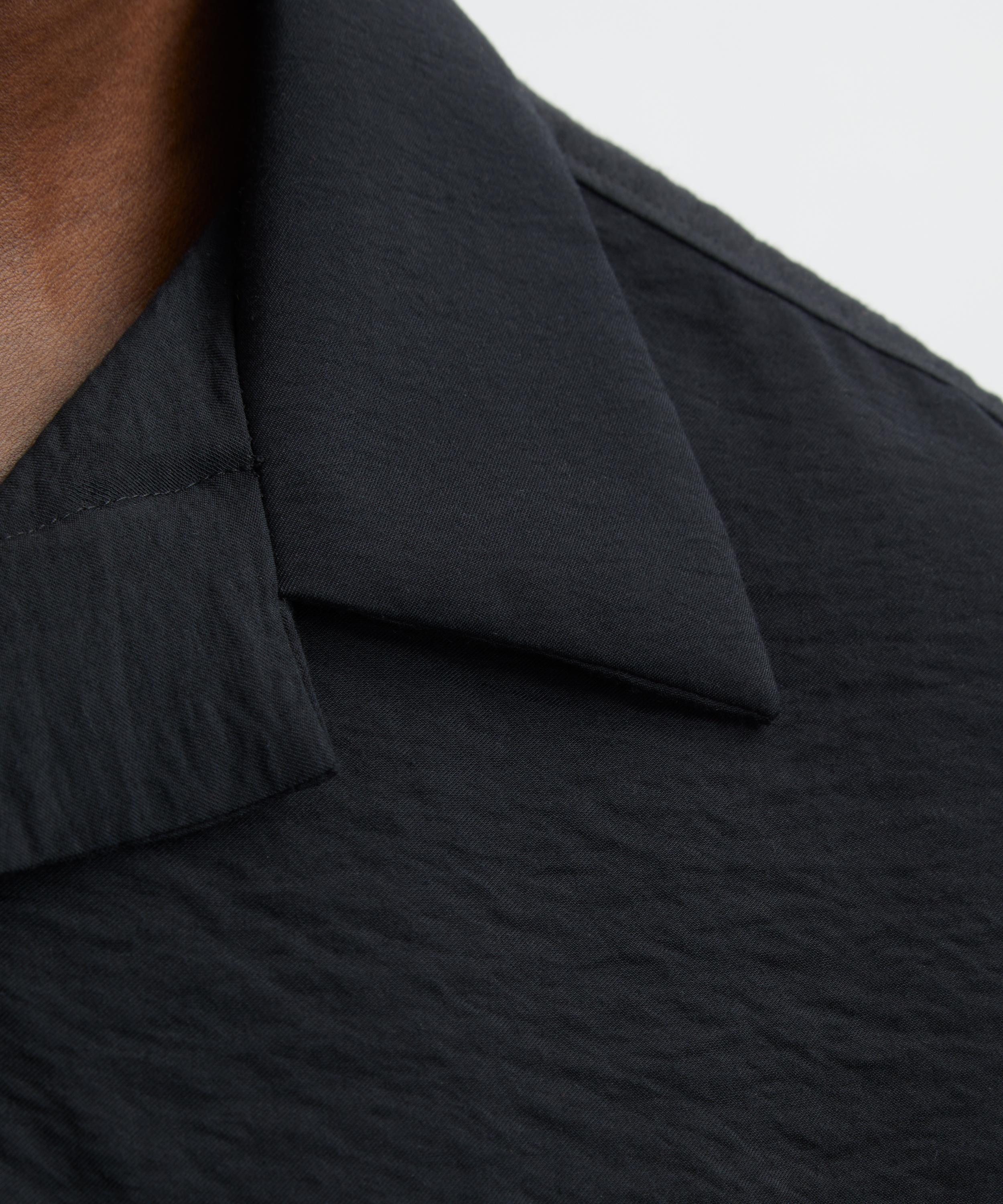 NN07 - Hank Black Open Collar Shirt image number 4