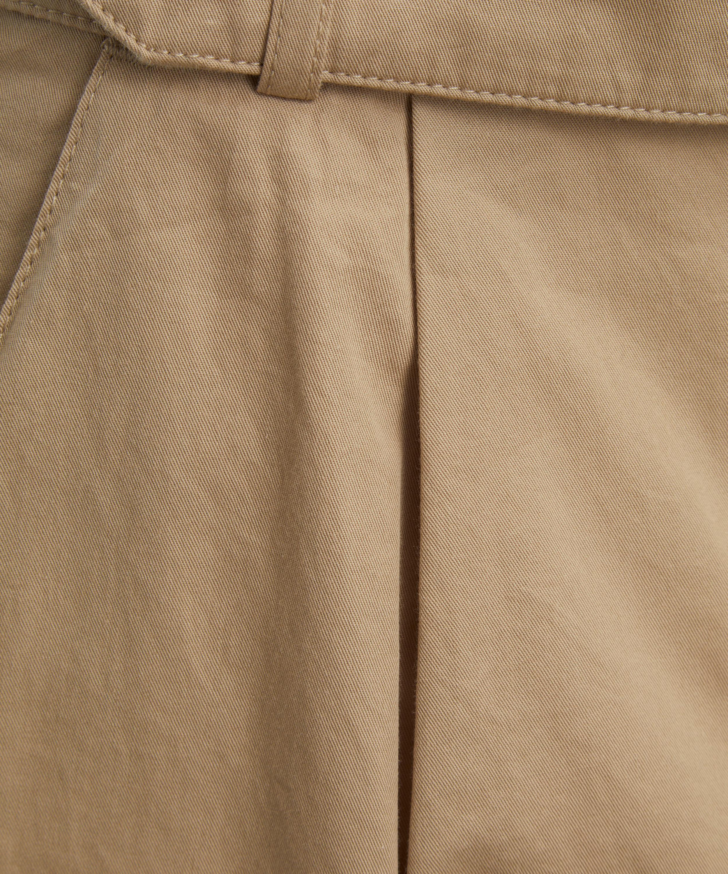 Oliver Spencer - Ashdown Belted Shorts image number 3