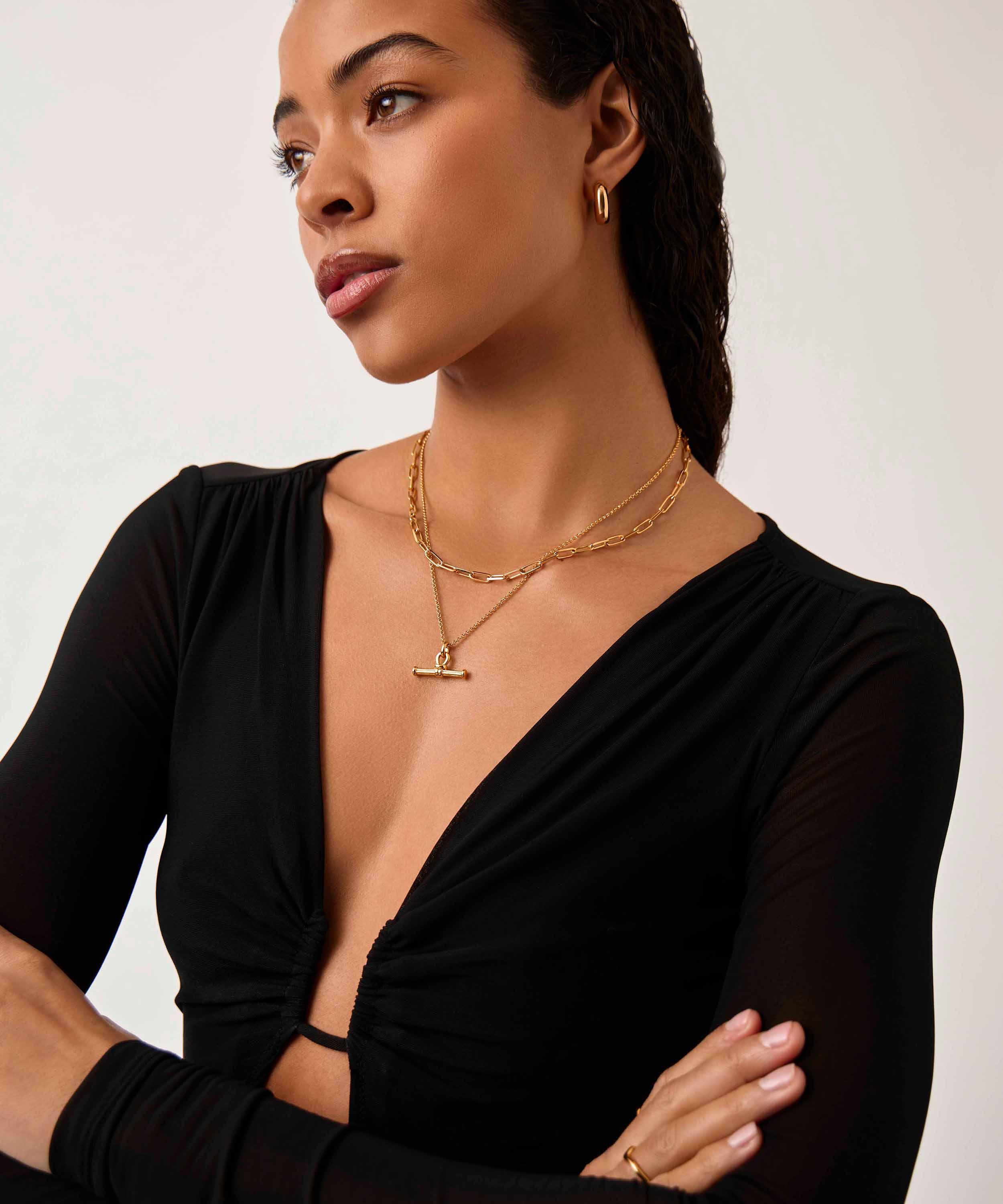 Missoma - 18ct Gold-Plated Ridge T-Bar Pendant Necklace image number 3