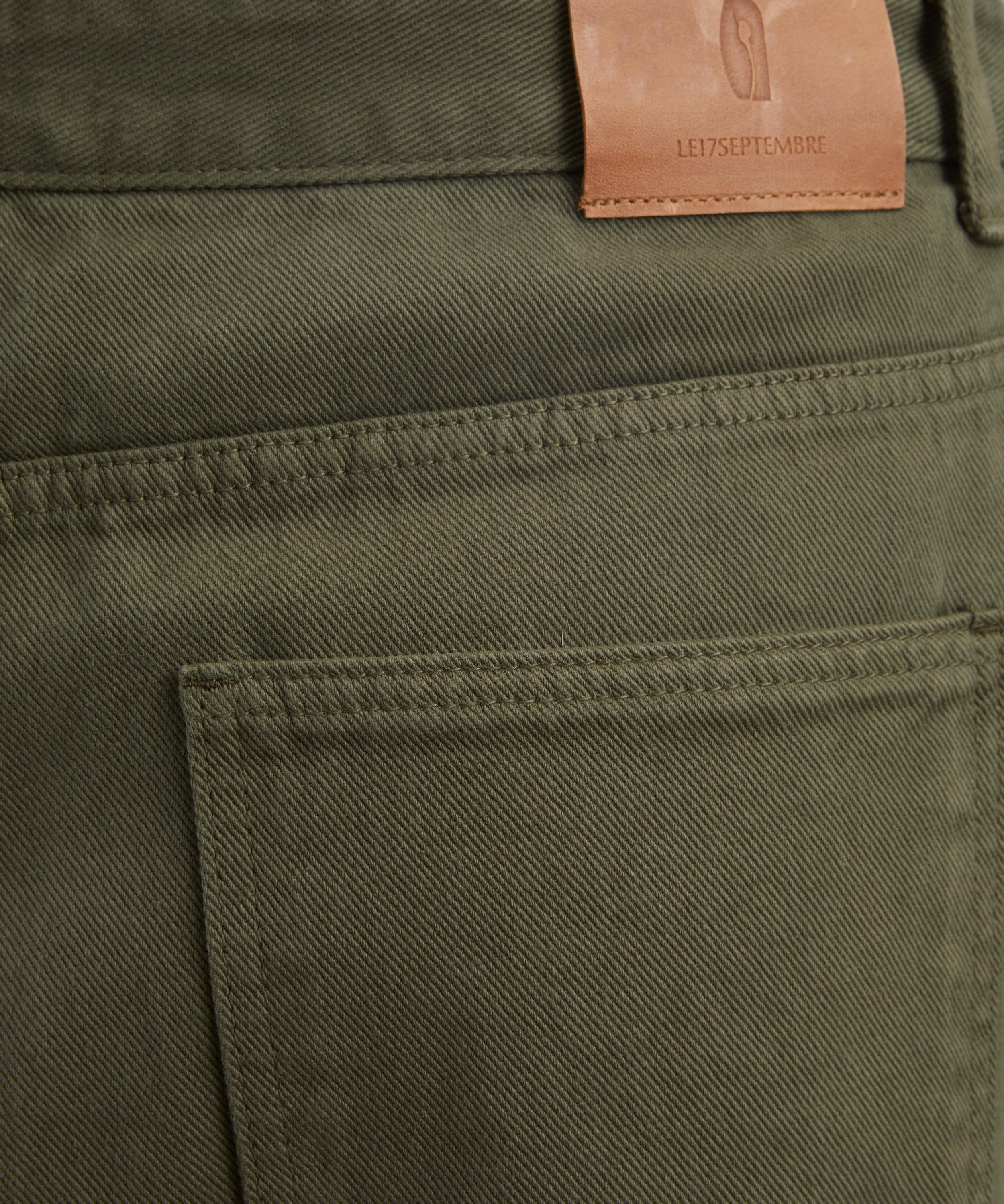Le17septembre - Khaki One-Tuck Wide Denim Jeans image number 4