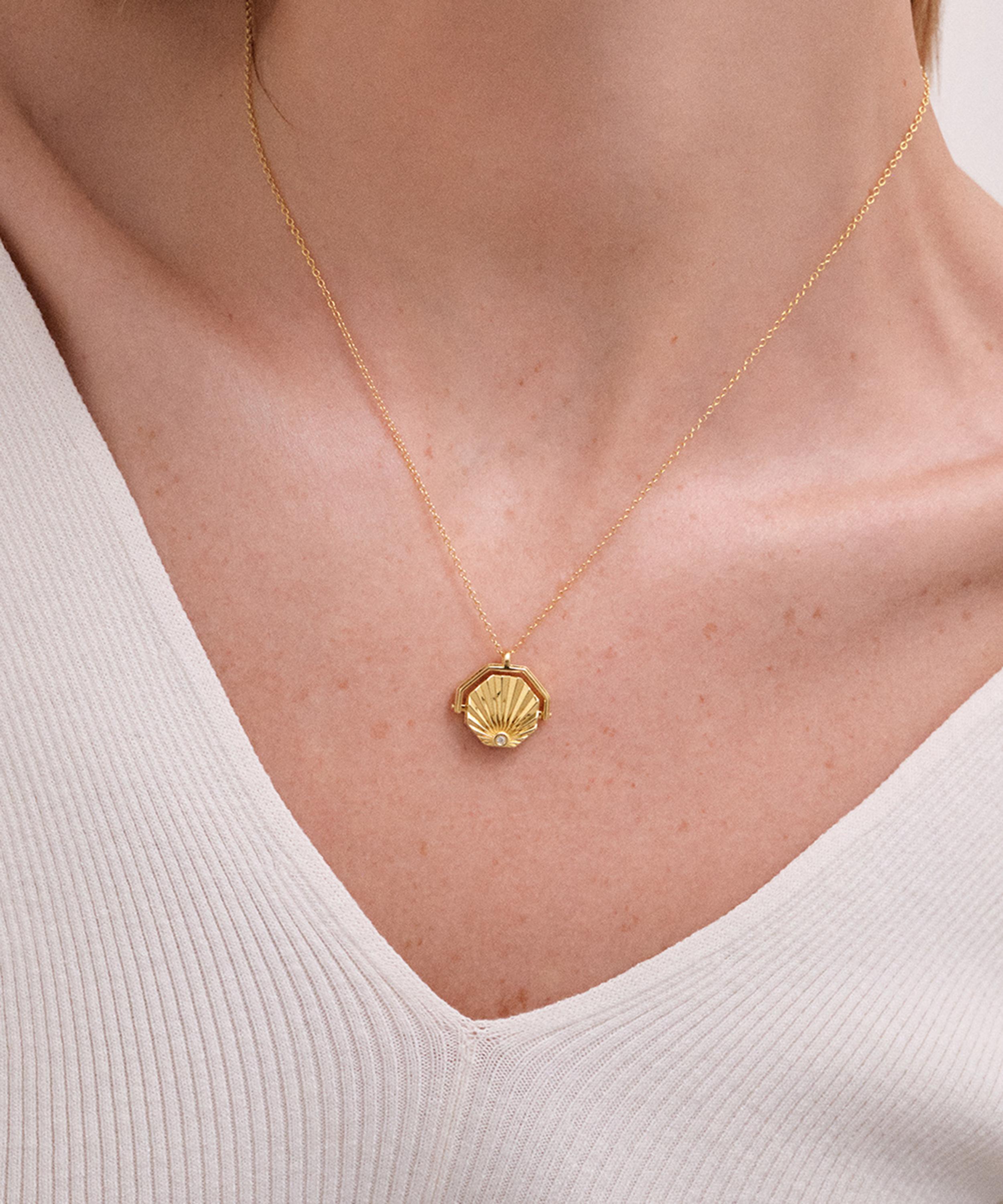 Astley Clarke - 18ct Gold-Plated Vermeil Silver Celestial Sunrise Spinner Locket Necklace image number 1