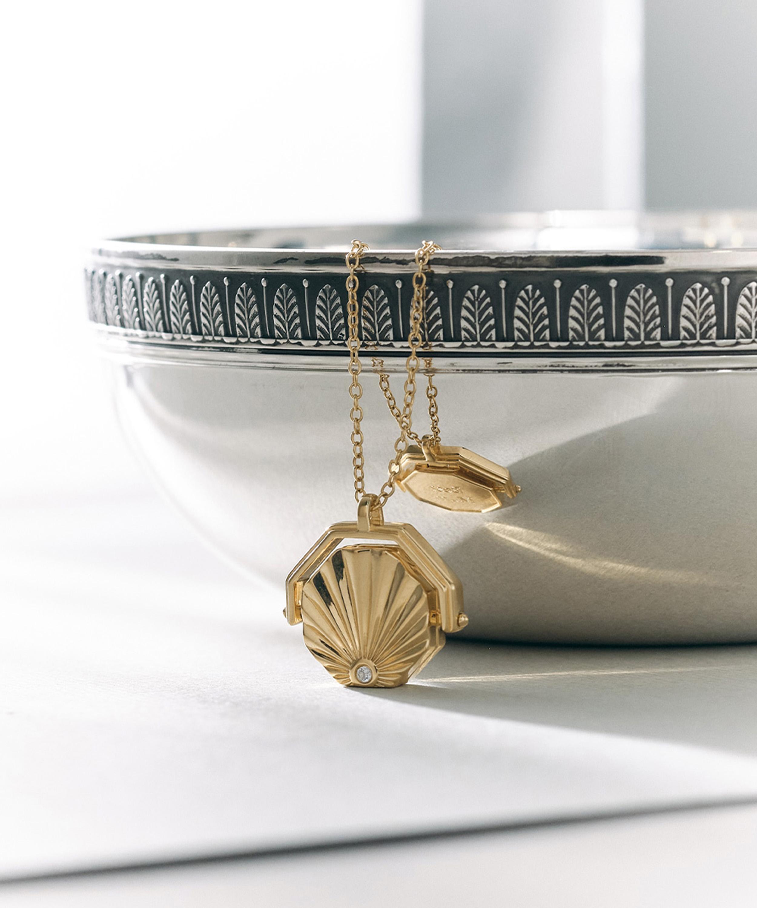 Astley Clarke - 18ct Gold-Plated Vermeil Silver Celestial Sunrise Spinner Locket Necklace image number 3