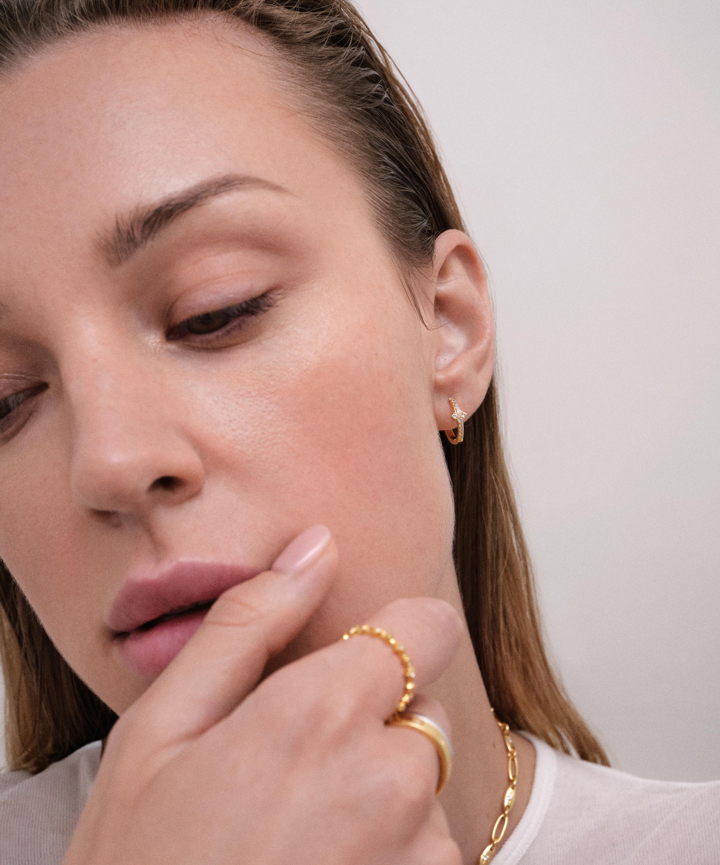 Astley Clarke - 18ct Gold-Plated Vermeil Silver Midi Luna Light Hoop Earrings image number 1