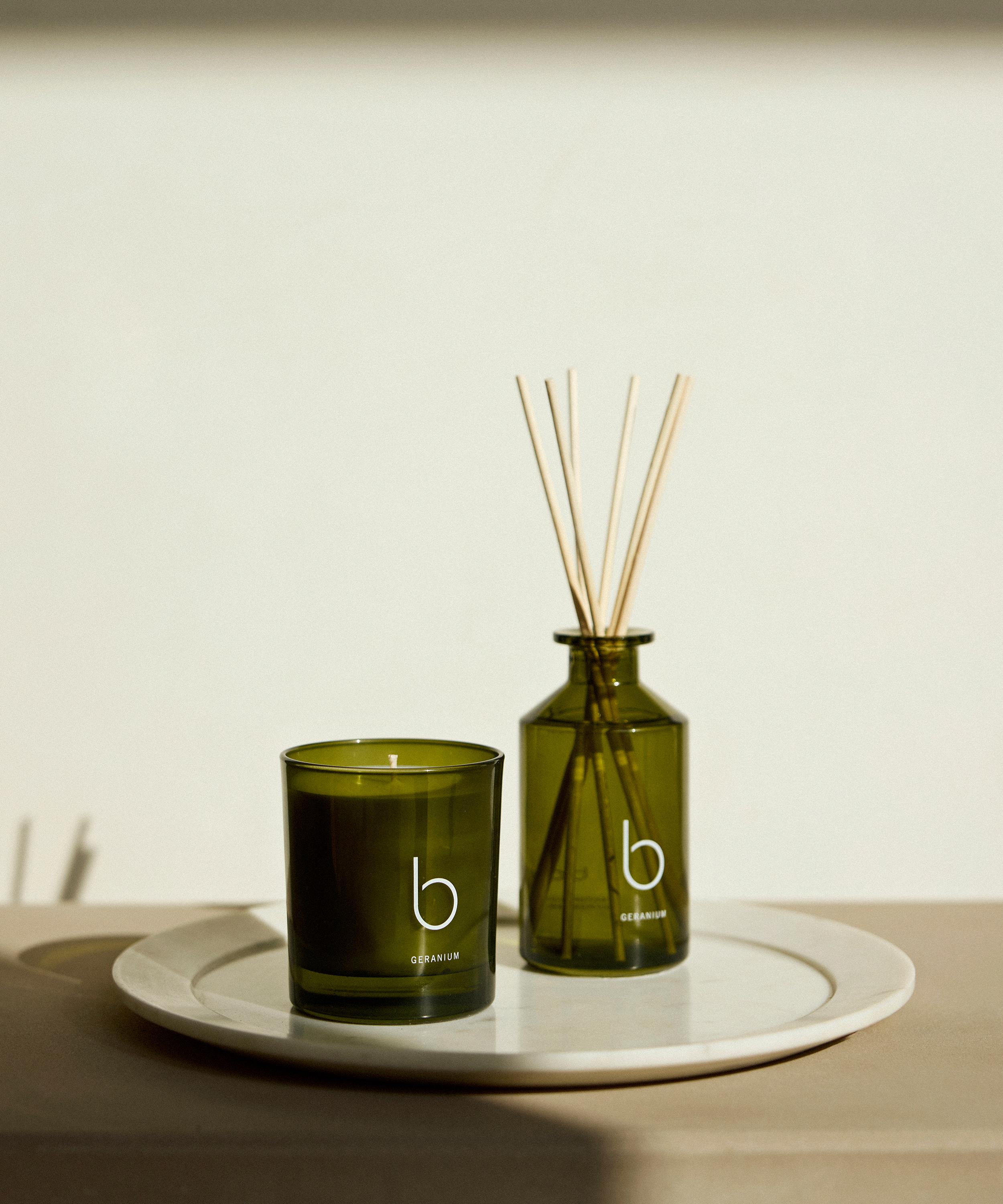 Bamford - Geranium Candle 220g image number 2