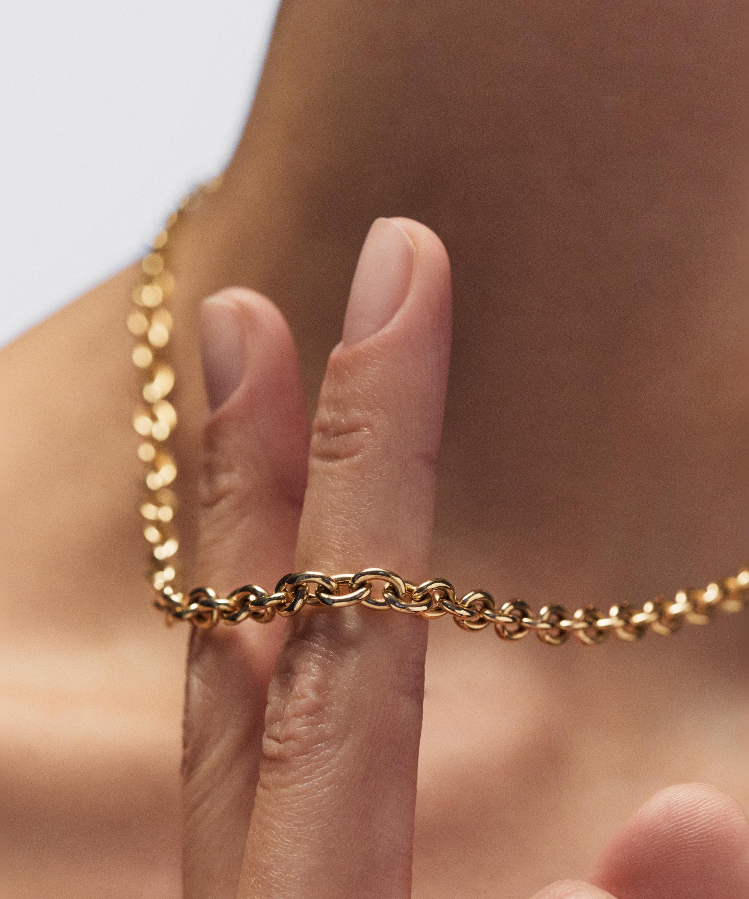 Marie Lichtenberg - 14ct Gold Rosa Micro Chain Necklace image number 1