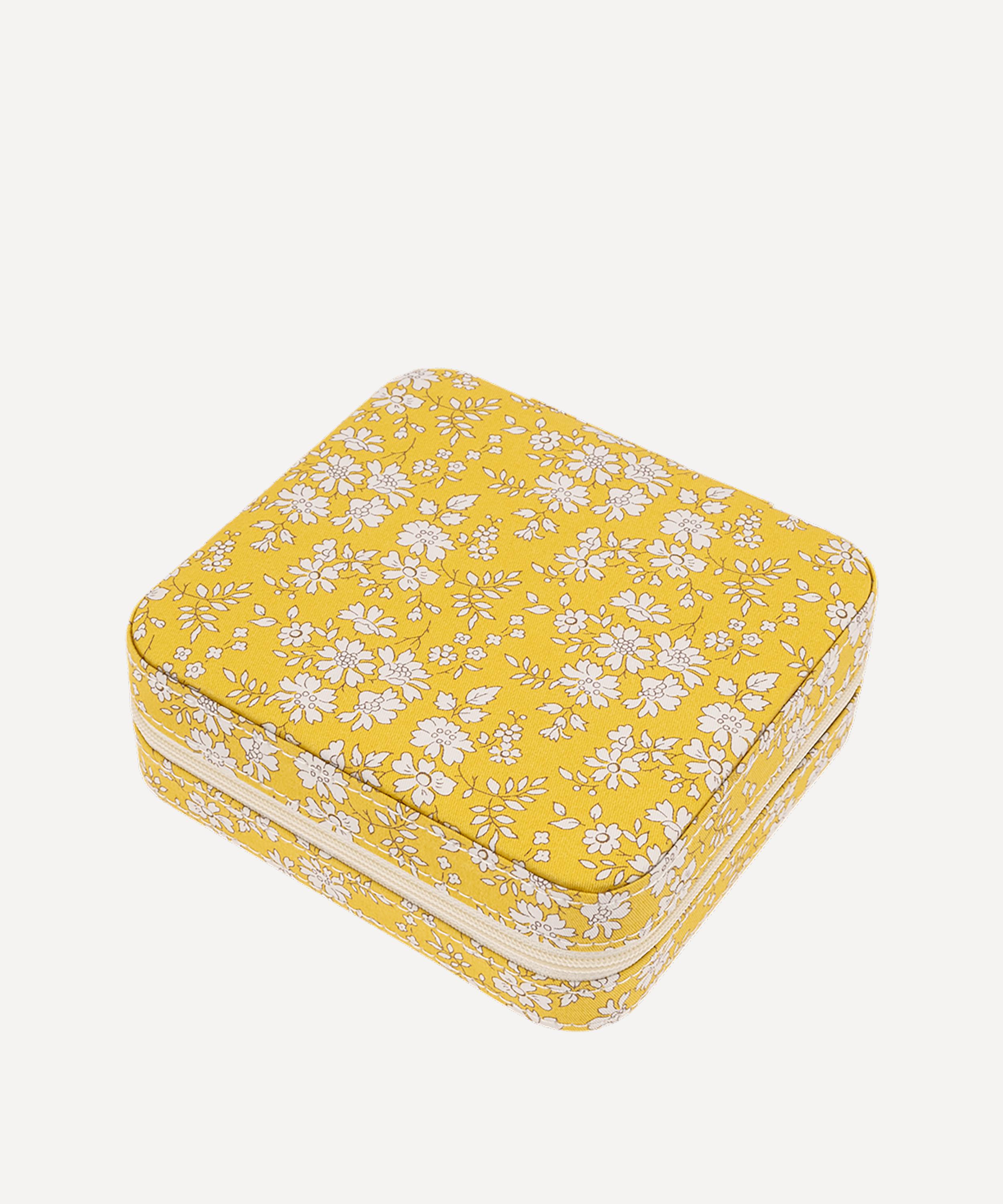 Bon Dep - Capel Tana Lawn™ Cotton Octagon Jewellery Box image number 0