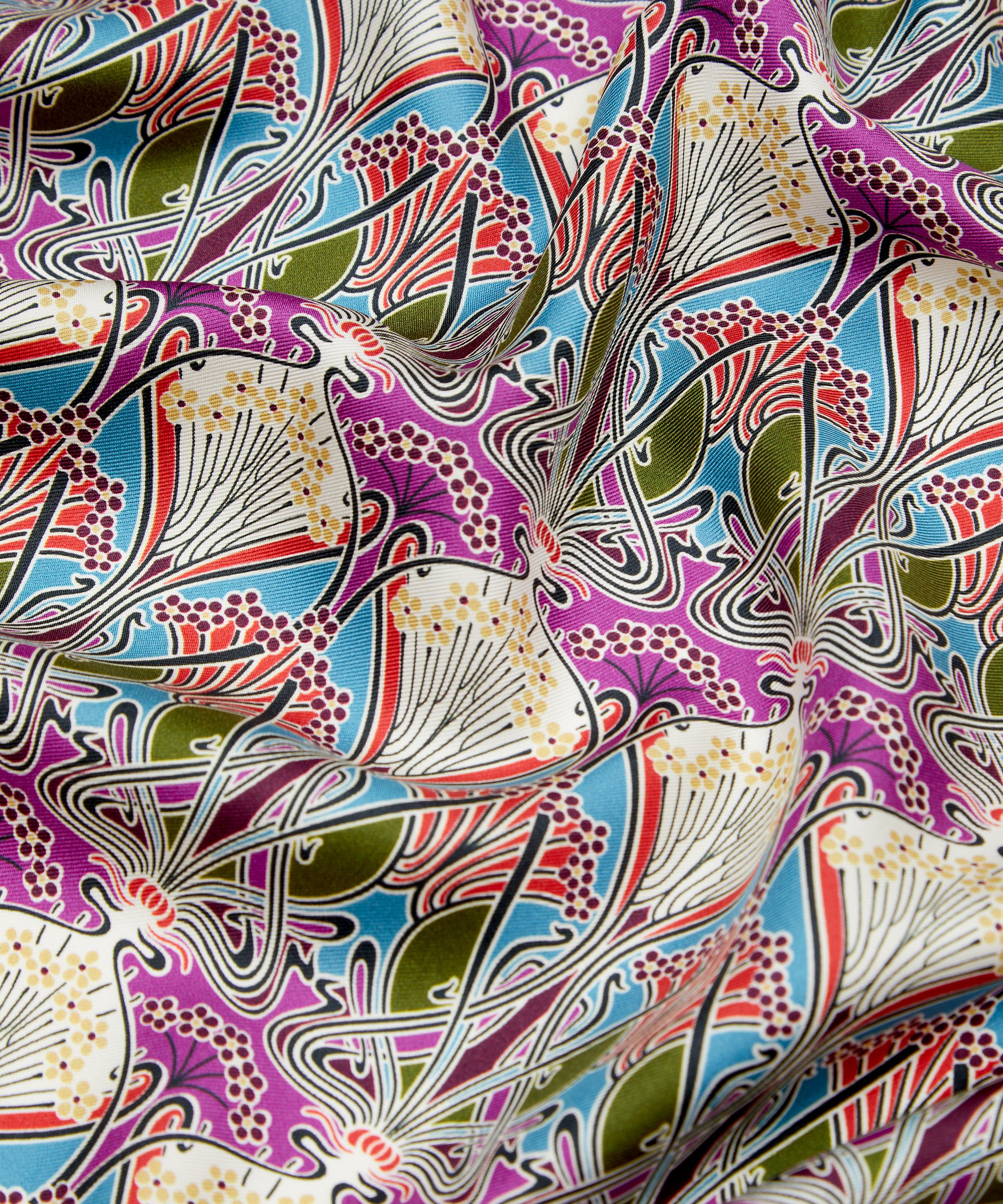 Liberty Fabrics - Ianthe Silk Twill image number 3