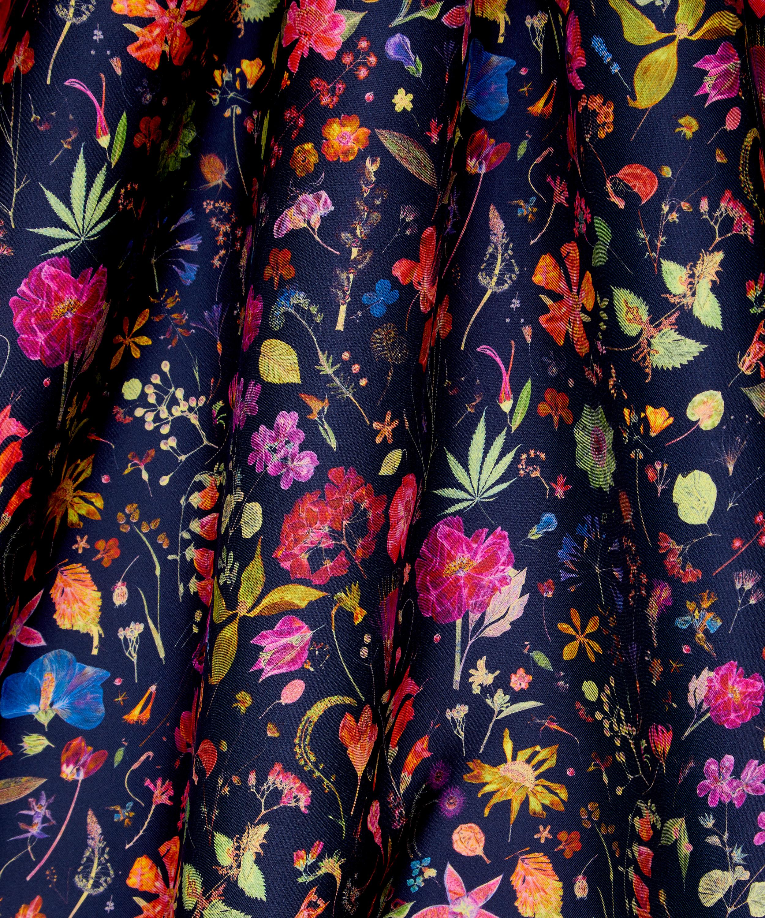 Liberty Fabrics - Floral Eve Silk Twill image number 2