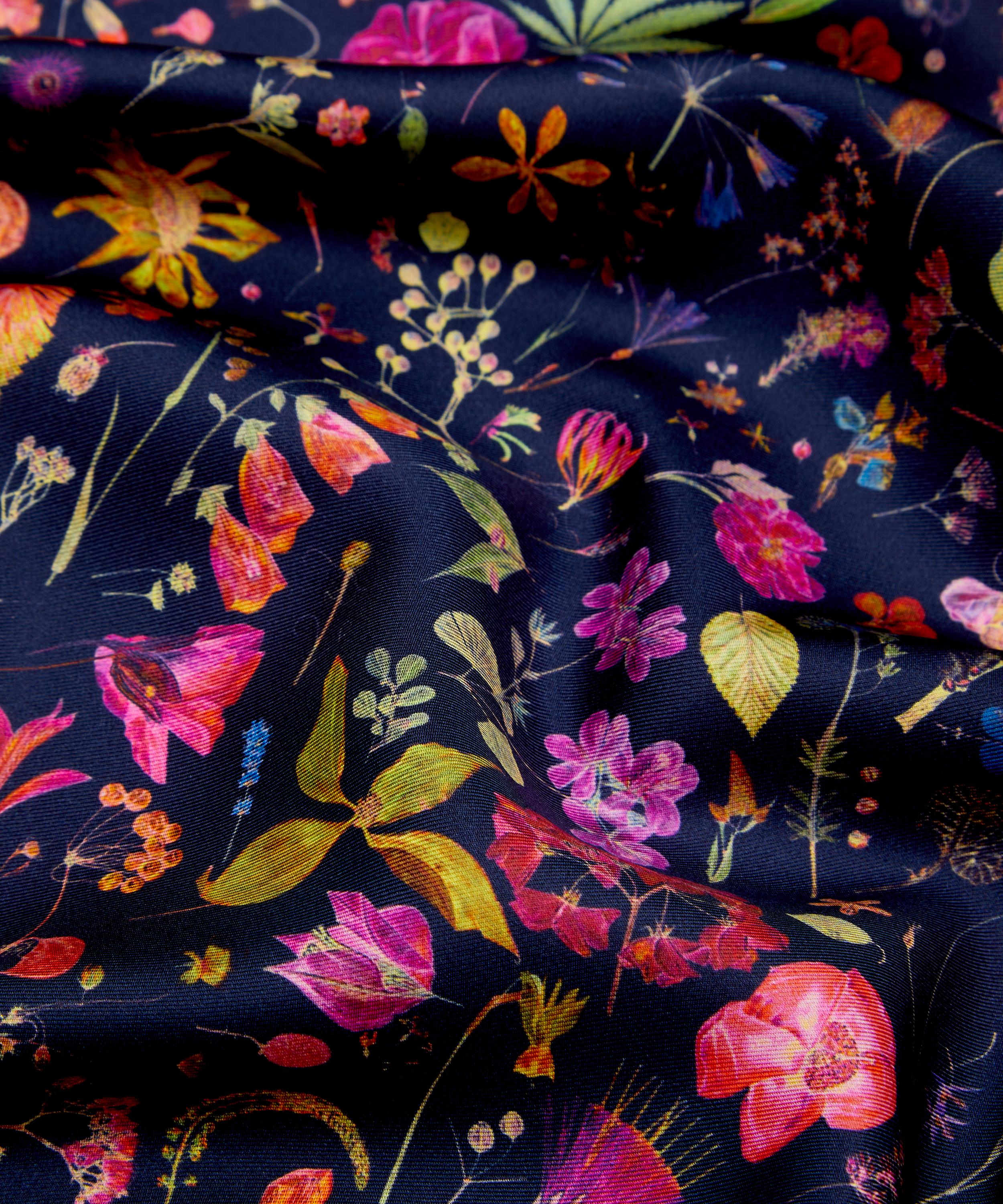 Liberty Fabrics - Floral Eve Silk Twill image number 3