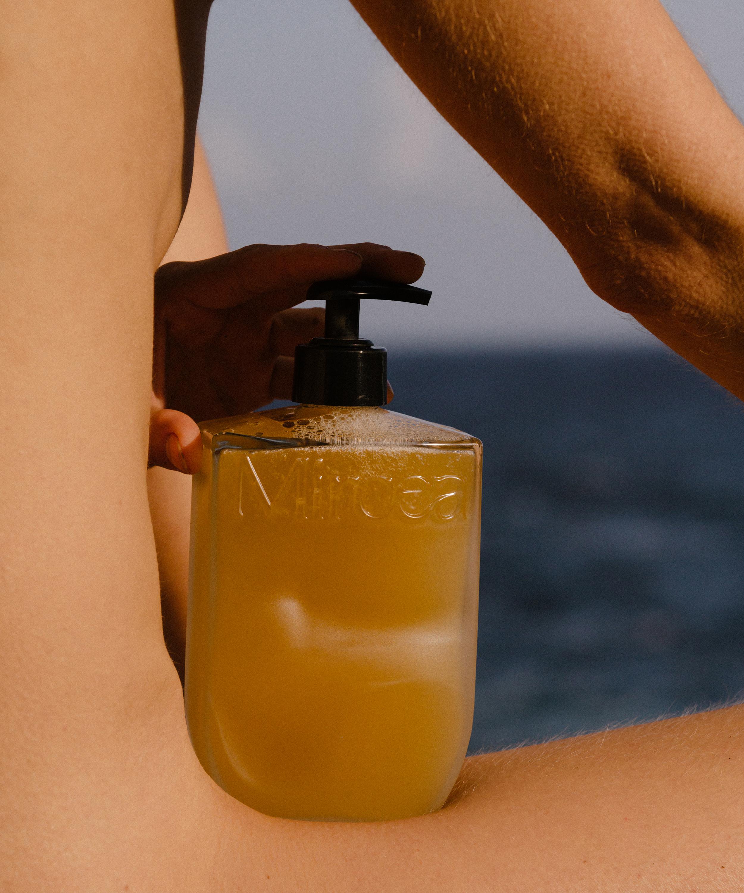 Mircea - Fig Tree and Peppermint Body Wash 400ml image number 1