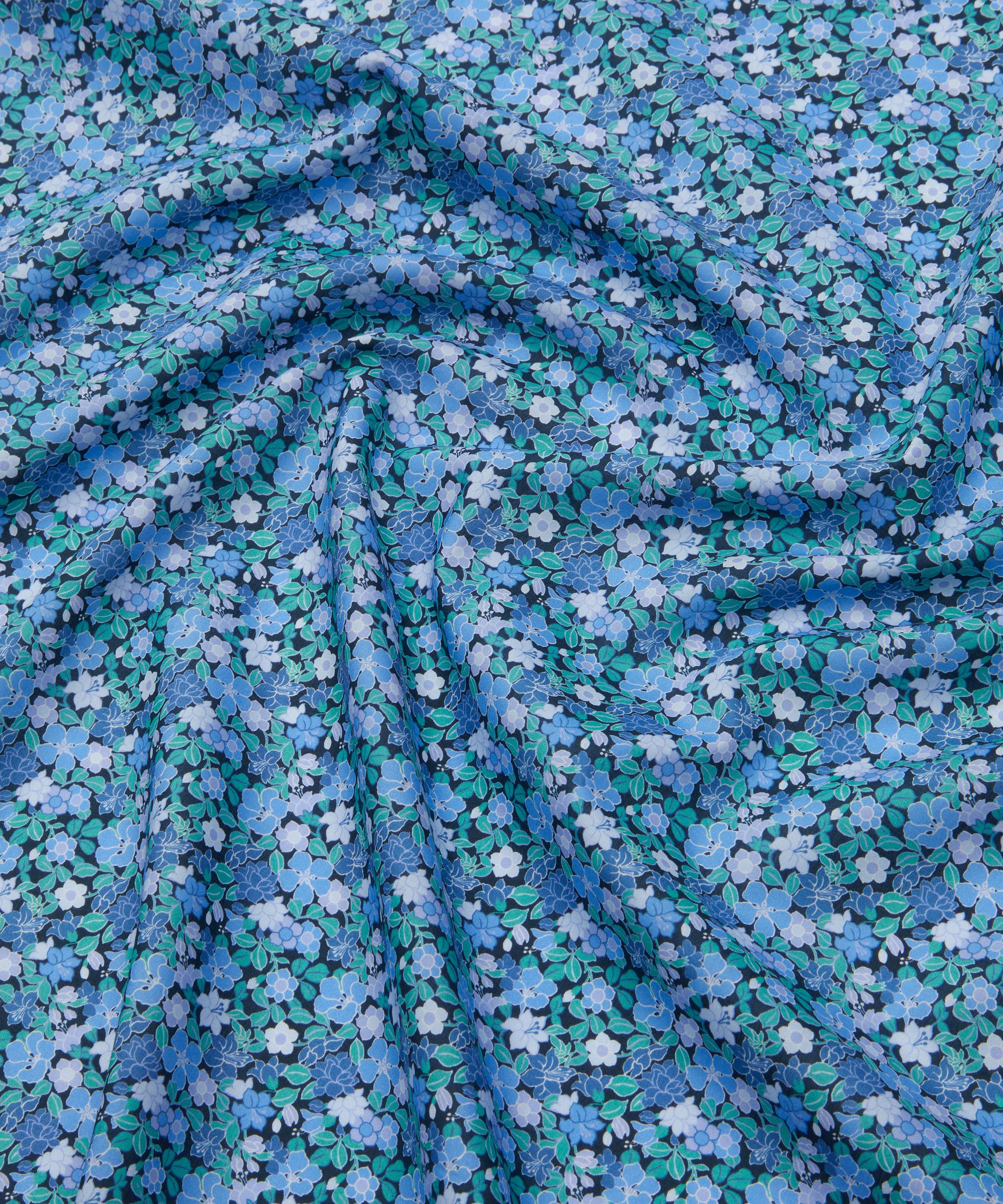 Liberty Fabrics - Nouveau Blossom Tana Lawn™ Cotton image number 3
