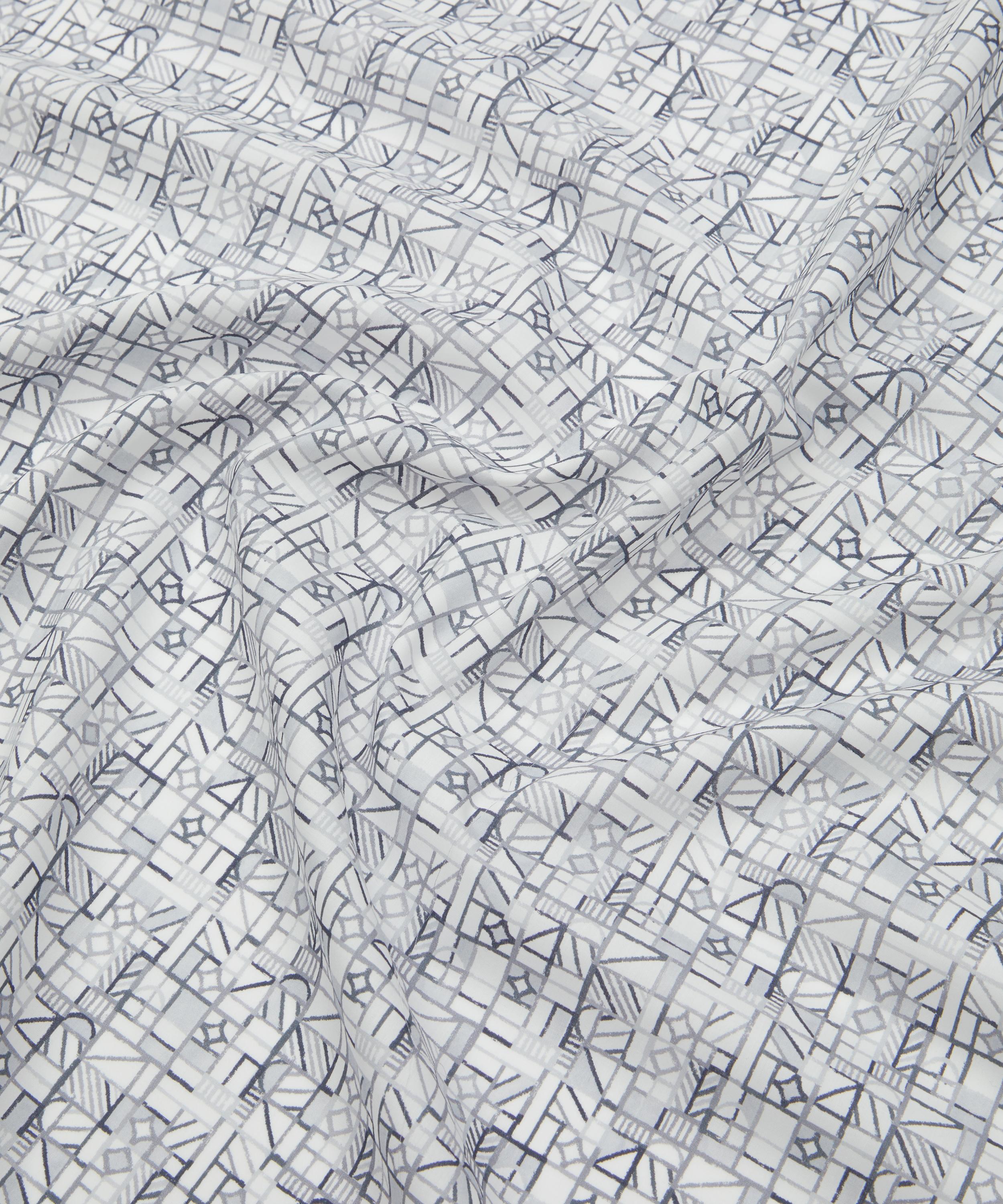Liberty Fabrics - Grand Tudor House Tana Lawn™ Cotton image number 3