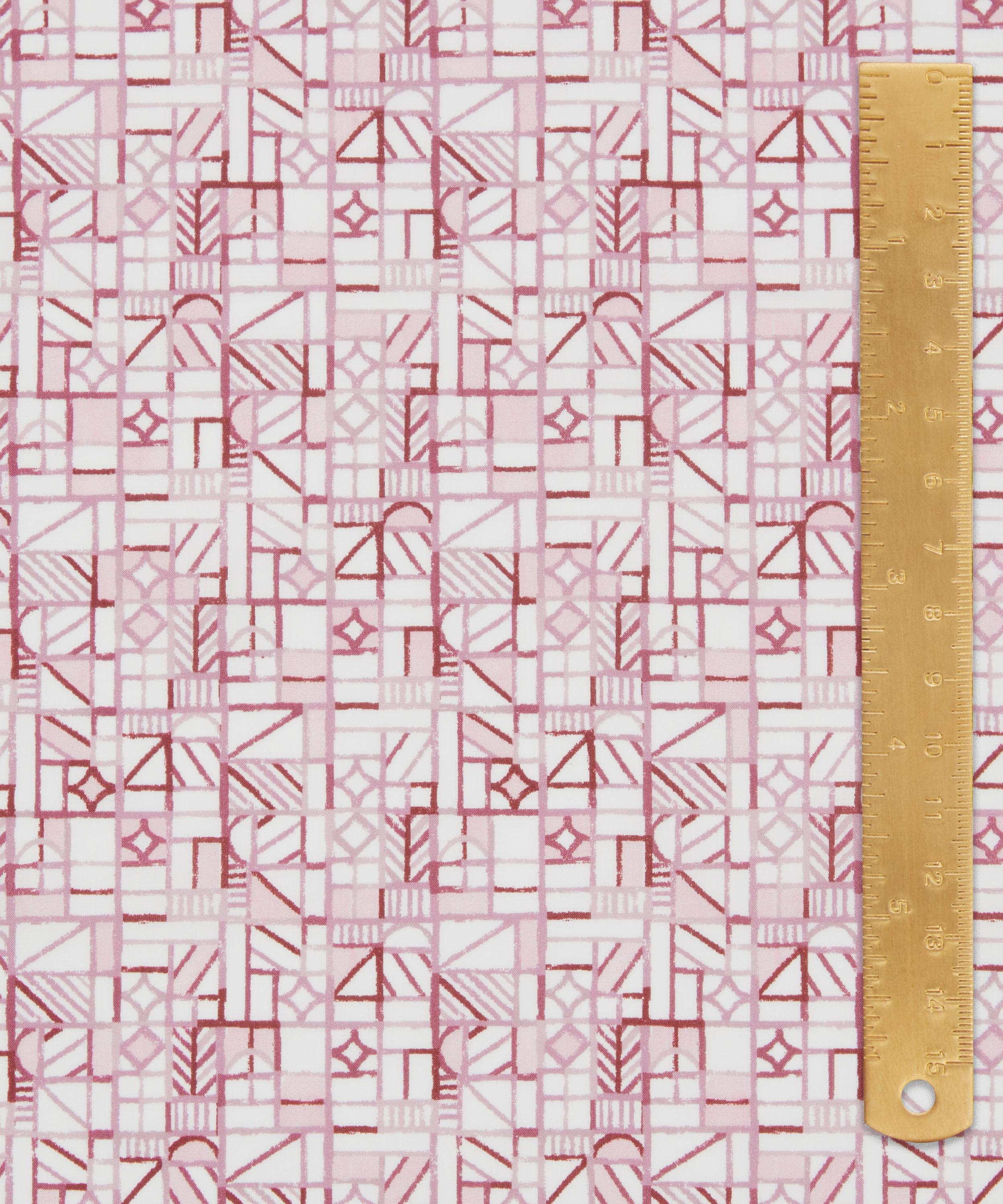 Liberty Fabrics - Grand Tudor House Tana Lawn™ Cotton image number 4