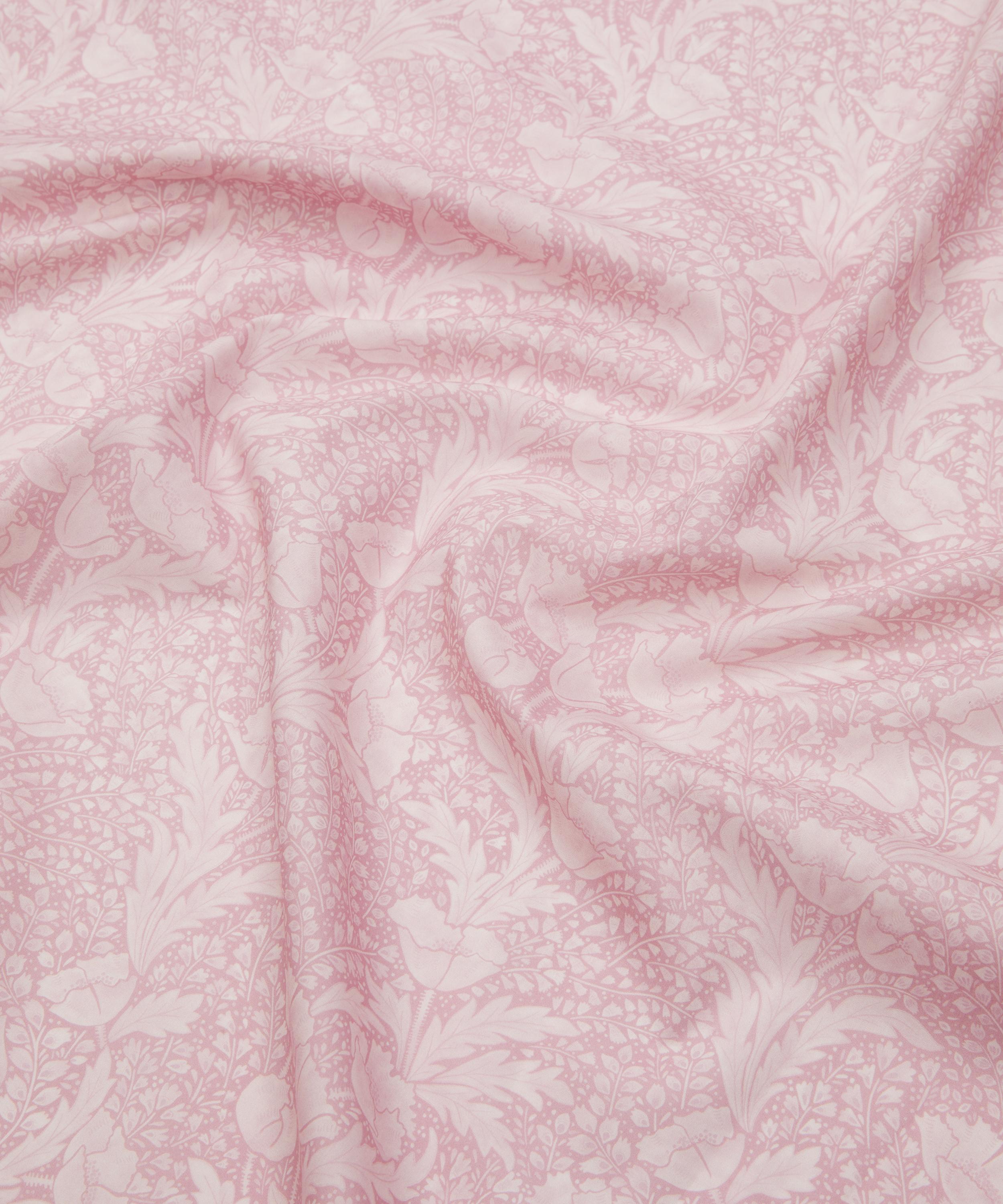 Liberty Fabrics - Tudor Poppy Mini Tana Lawn™ Cotton image number 3