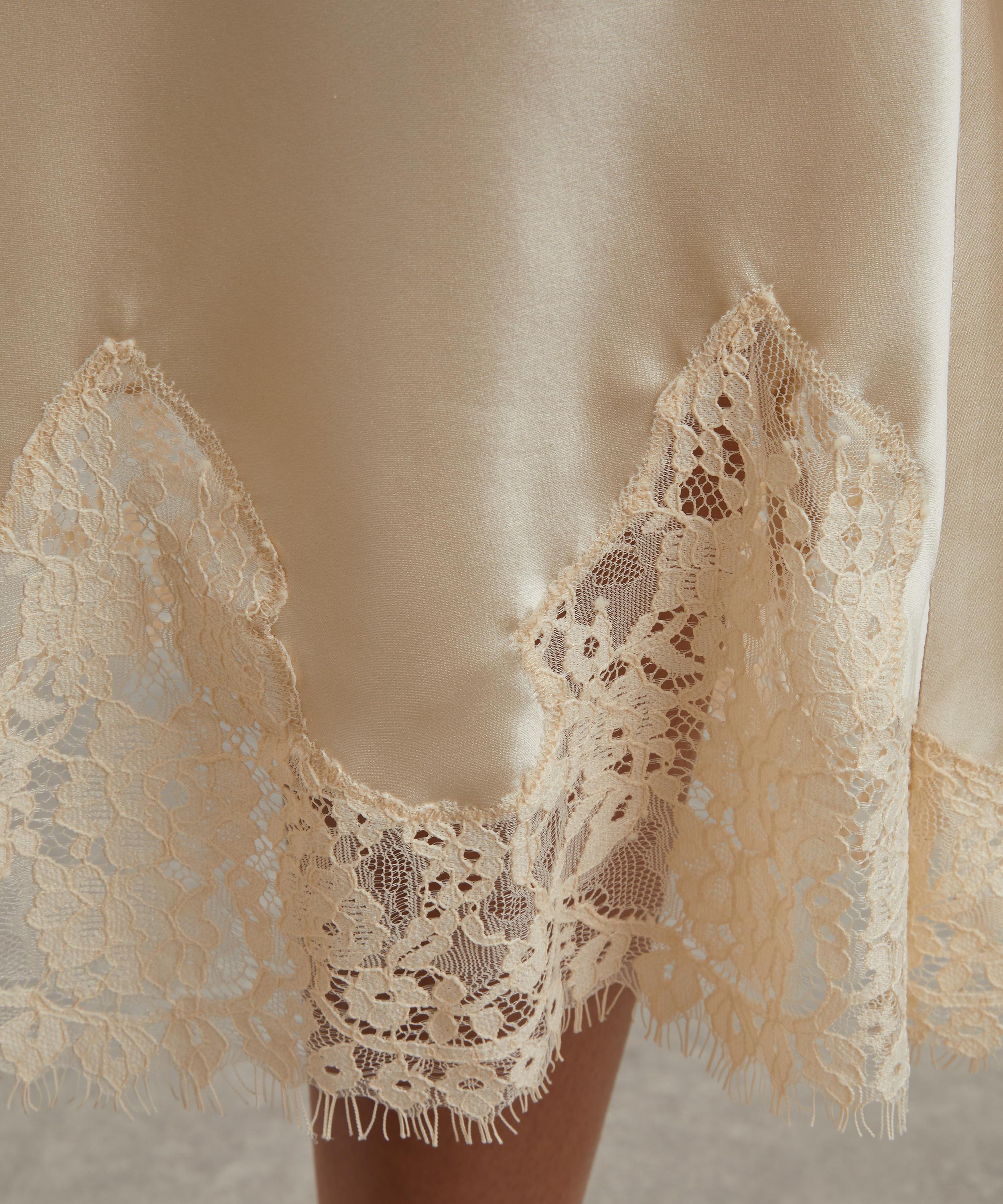 Reformation - Carolina Silk Lace Skirt image number 4